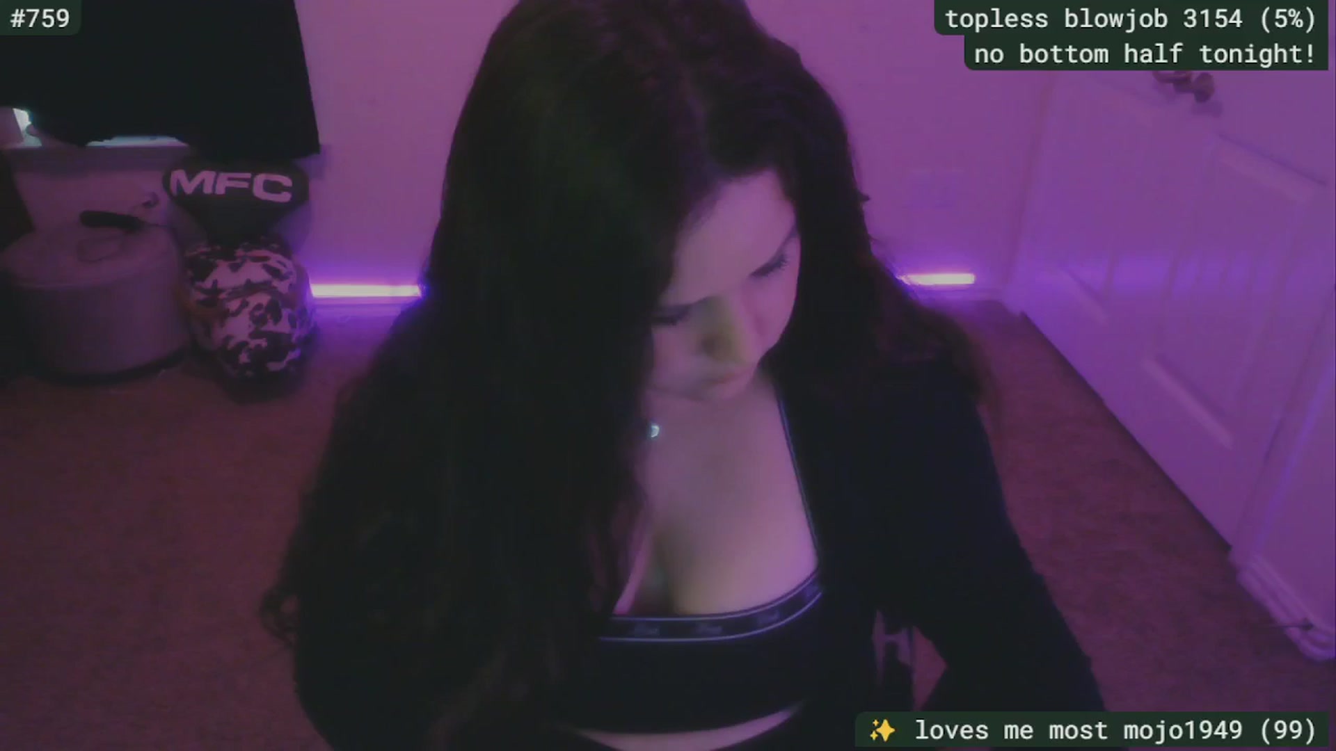 Gallery image thumbnail from SassySarah94's myfreecams stream on, 08/27/2025, 21:45 image 8 of 20