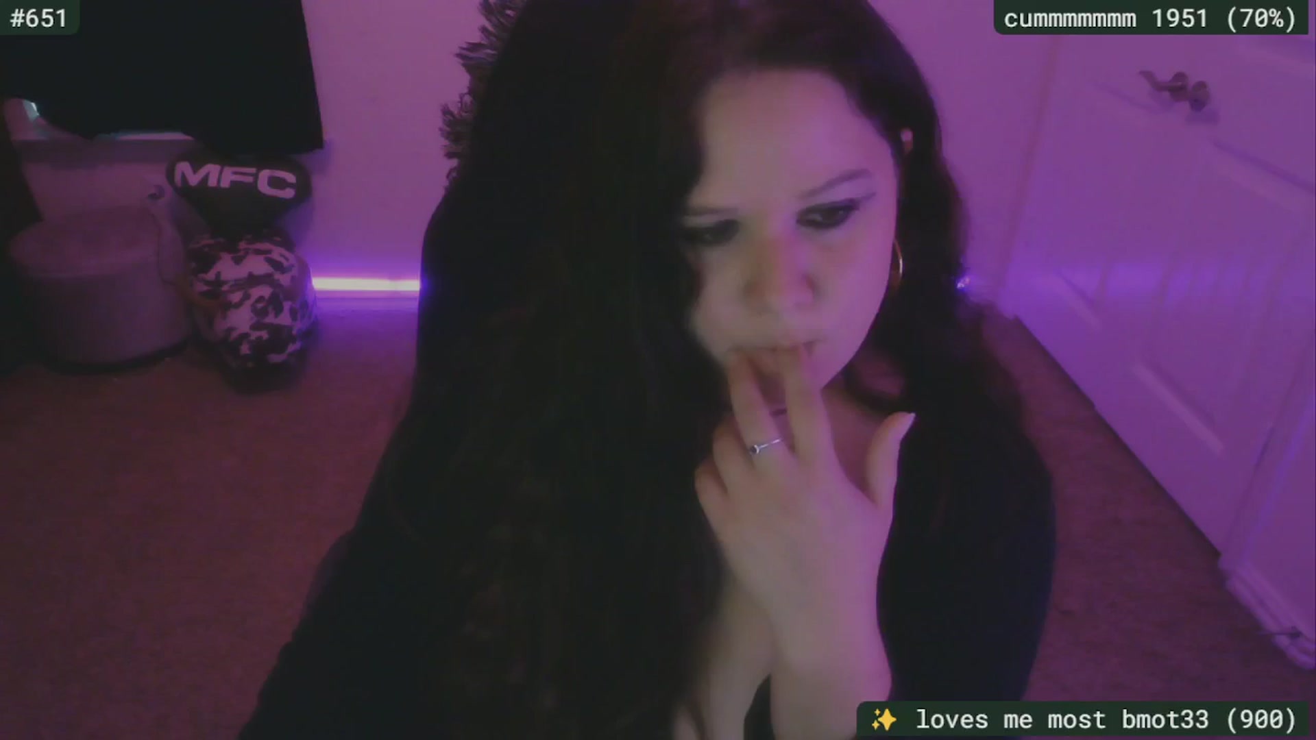 Gallery image thumbnail from SassySarah94's myfreecams stream on, 08/30/2025, 02:08 image 2 of 20