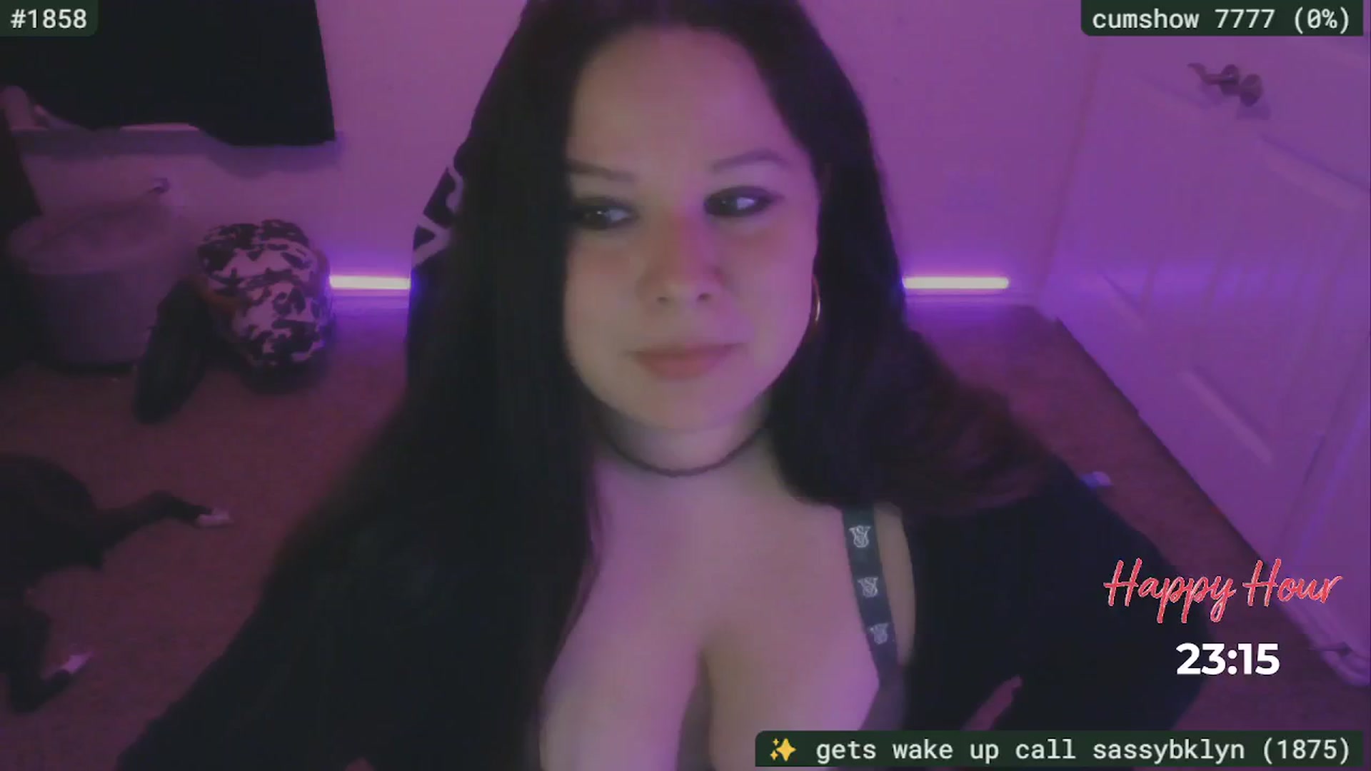Gallery image thumbnail from SassySarah94's myfreecams stream on, 09/10/2025, 02:44 image 18 of 20