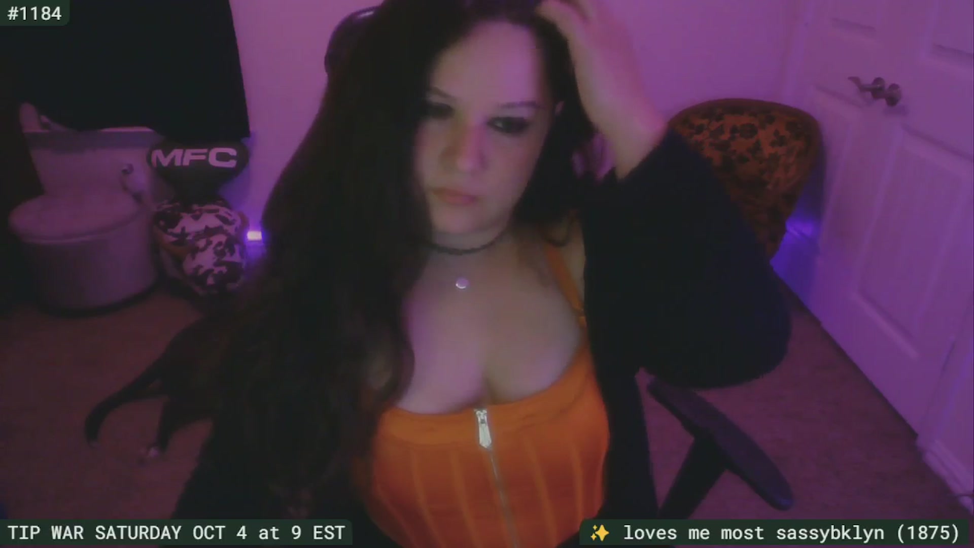 Gallery image thumbnail from SassySarah94's myfreecams stream on, 09/30/2025, 03:50 image 17 of 20