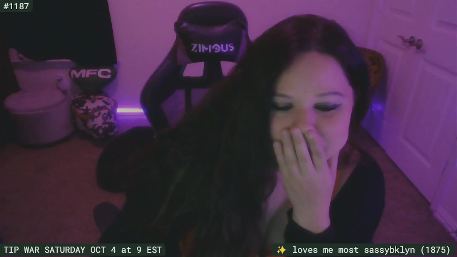 Gallery image thumbnail from SassySarah94's myfreecams stream on, 09/30/2025, 03:50 image 12 of 20