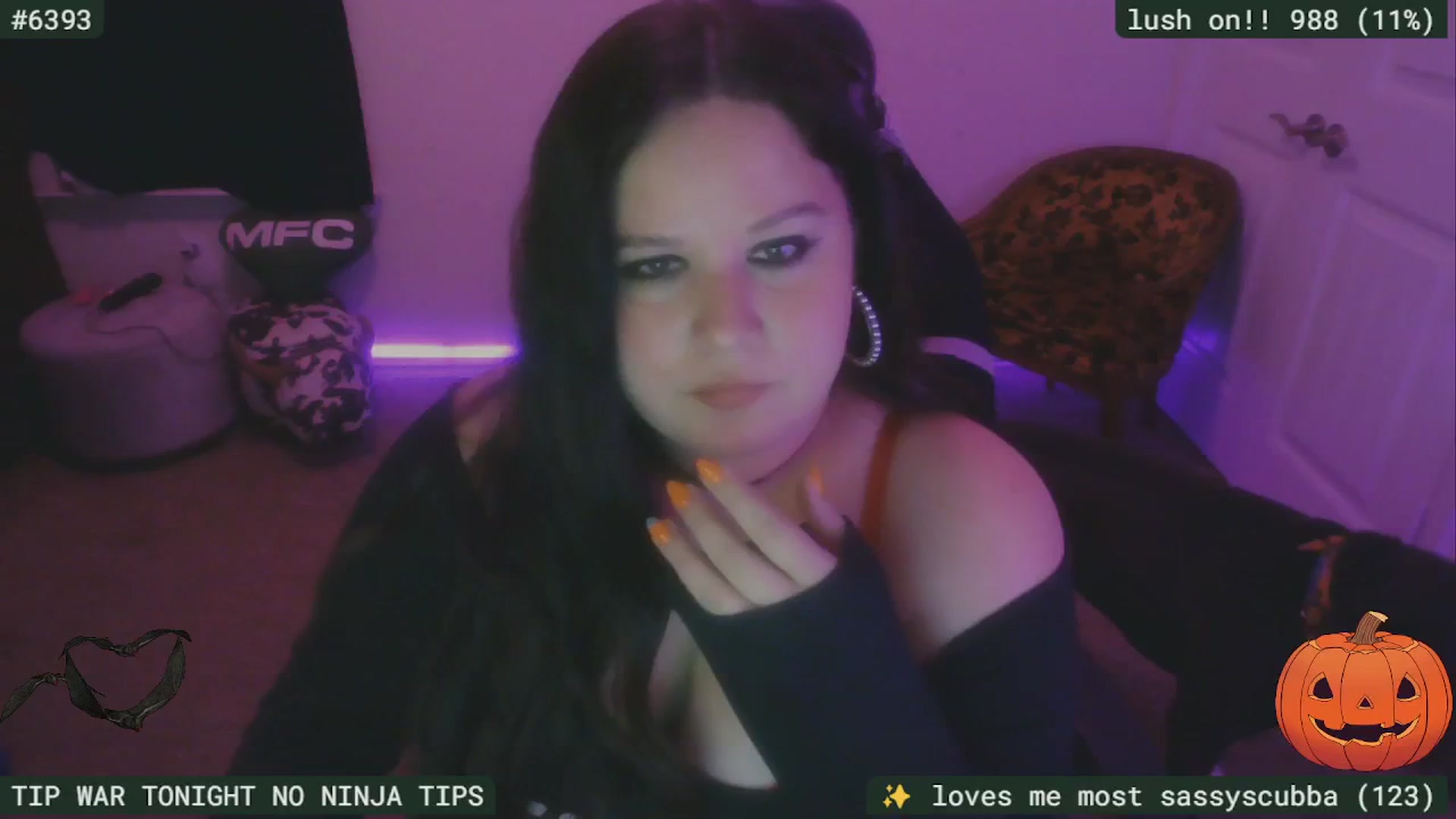 Gallery image thumbnail from SassySarah94's myfreecams stream on, 10/05/2025, 01:13 image 2 of 20