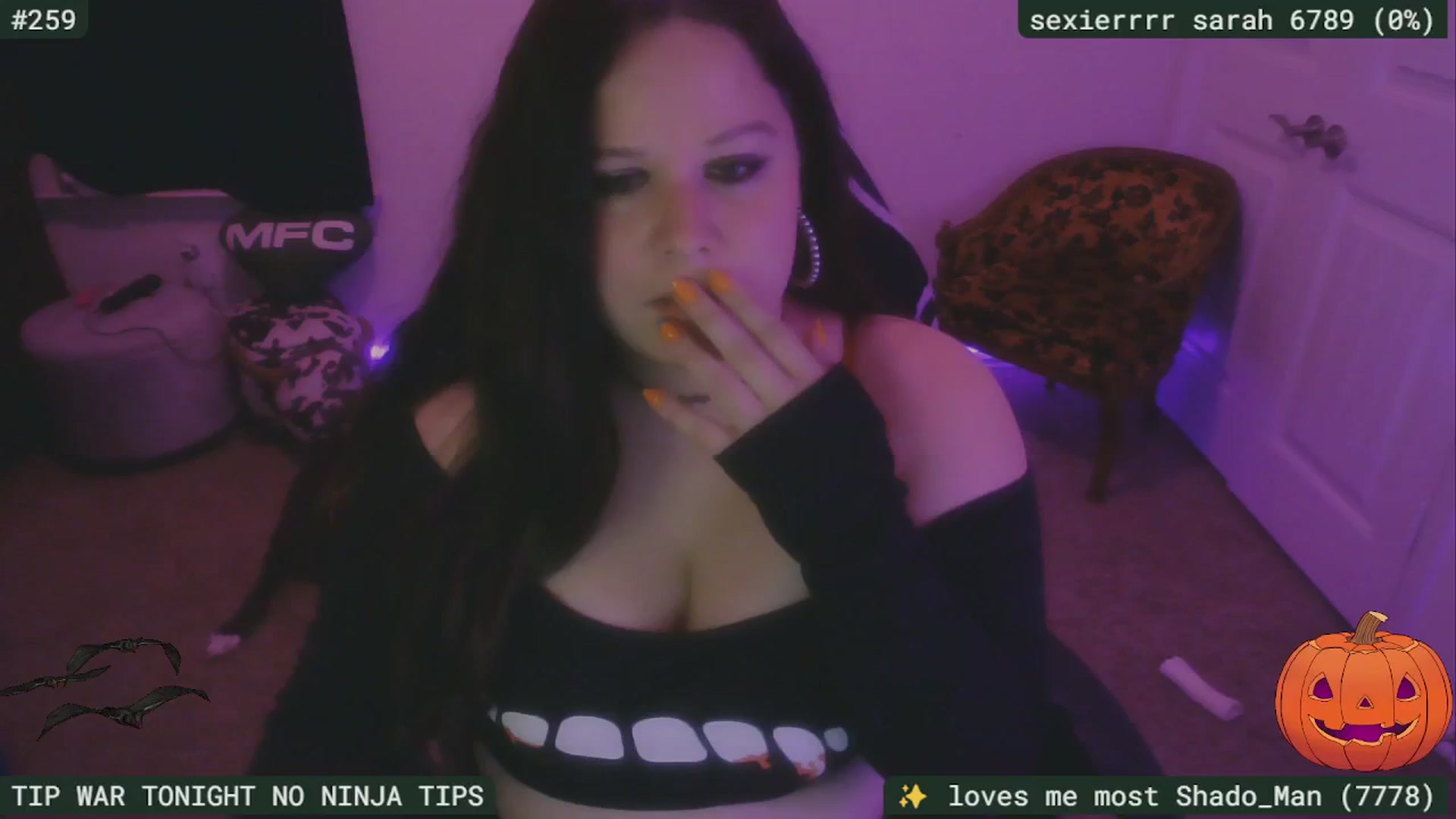 Gallery image thumbnail from SassySarah94's myfreecams stream on, 10/05/2025, 02:41 image 6 of 20
