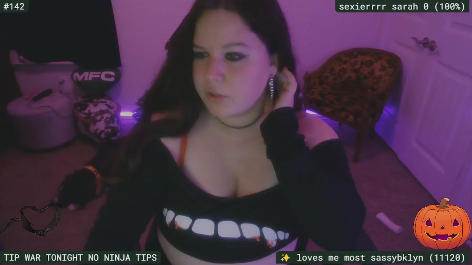 Gallery image thumbnail from SassySarah94's myfreecams stream on, 10/05/2025, 02:41 image 8 of 20