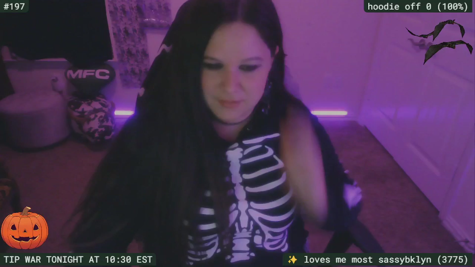 Gallery image thumbnail from SassySarah94's myfreecams stream on, 10/11/2025, 03:45 image 5 of 20