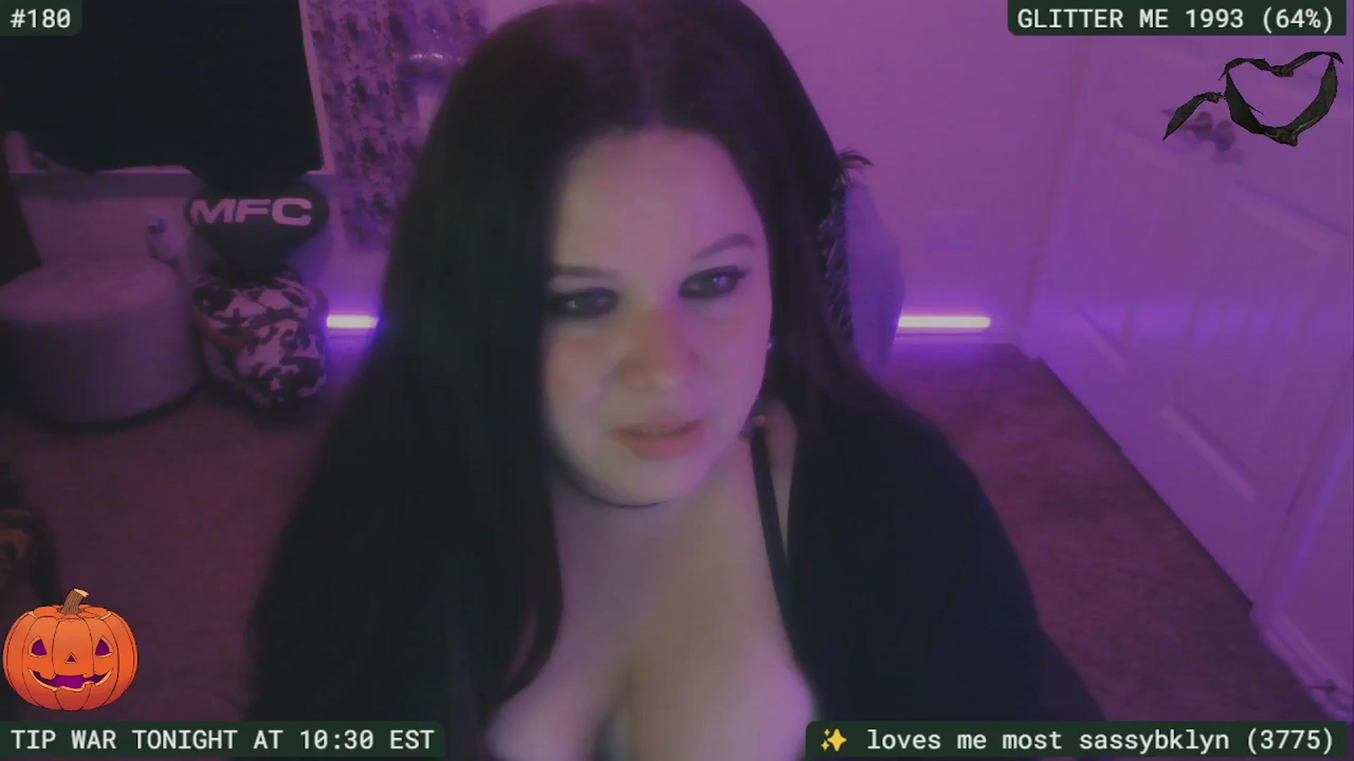 Gallery image thumbnail from SassySarah94's myfreecams stream on, 10/11/2025, 03:45 image 14 of 20
