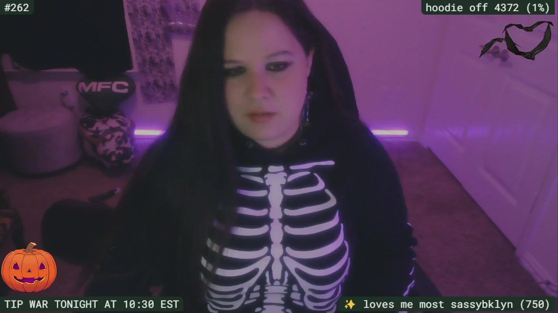 Gallery image thumbnail from SassySarah94's myfreecams stream on, 10/11/2025, 03:45 image 1 of 20