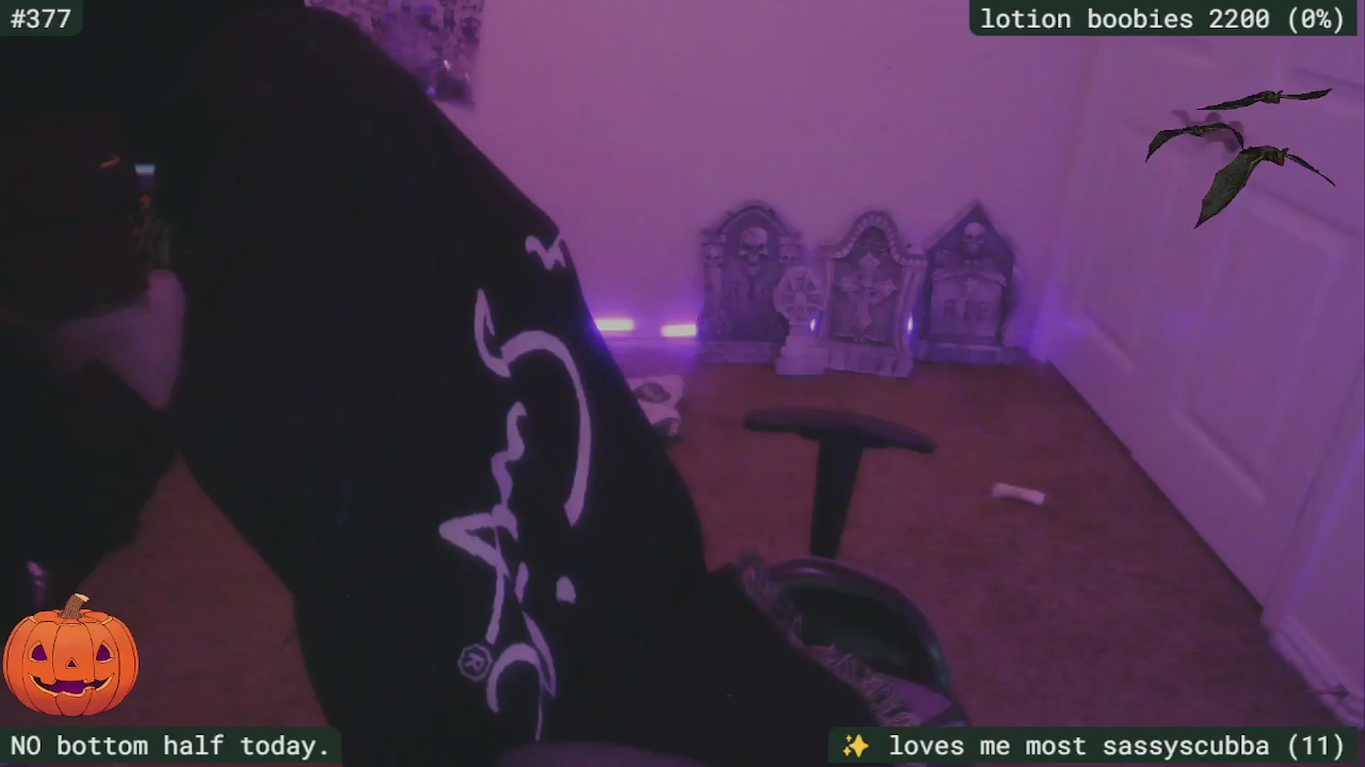 Gallery image thumbnail from SassySarah94's myfreecams stream on, 10/18/2025, 16:33 image 17 of 20