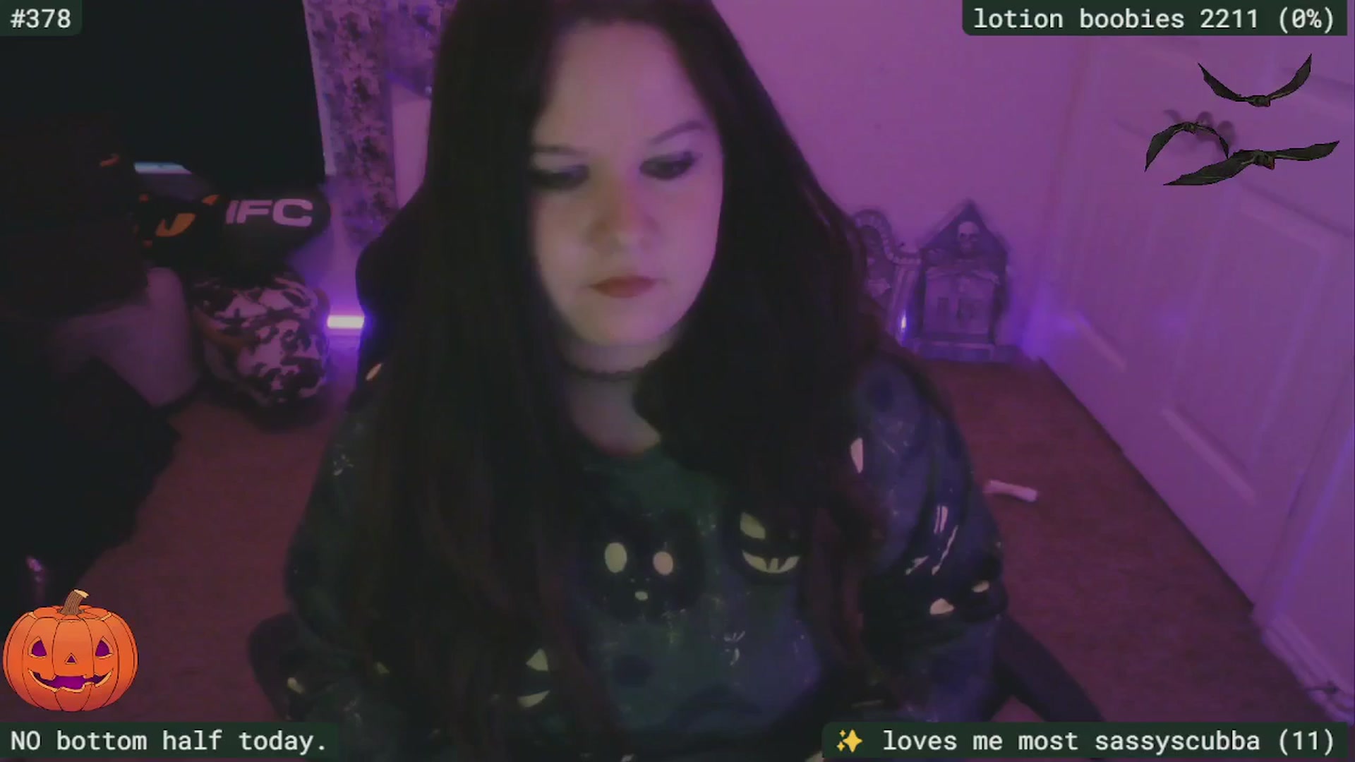Gallery image thumbnail from SassySarah94's myfreecams stream on, 10/18/2025, 16:33 image 5 of 20