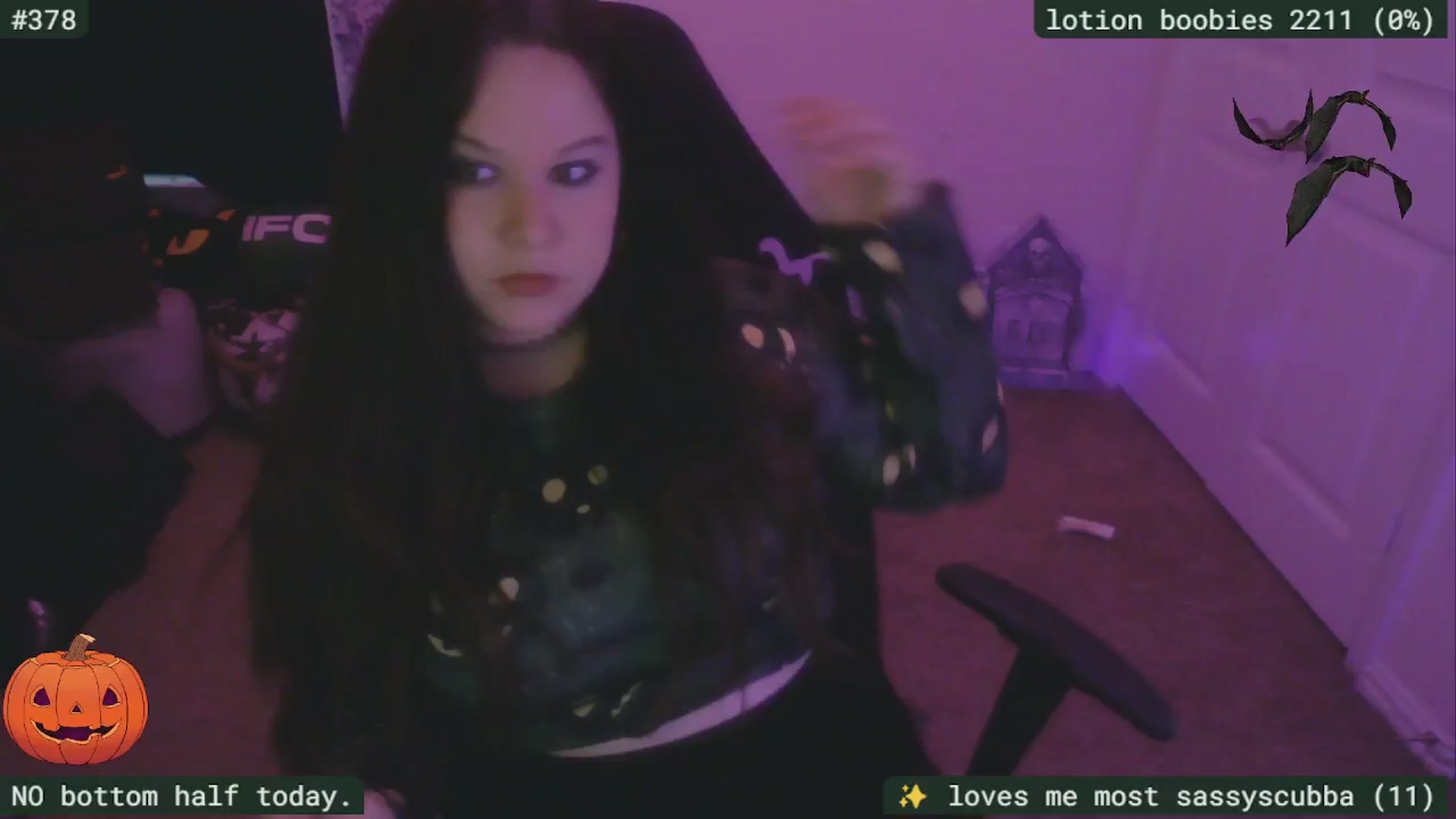 Gallery image thumbnail from SassySarah94's myfreecams stream on, 10/18/2025, 16:33 image 6 of 20