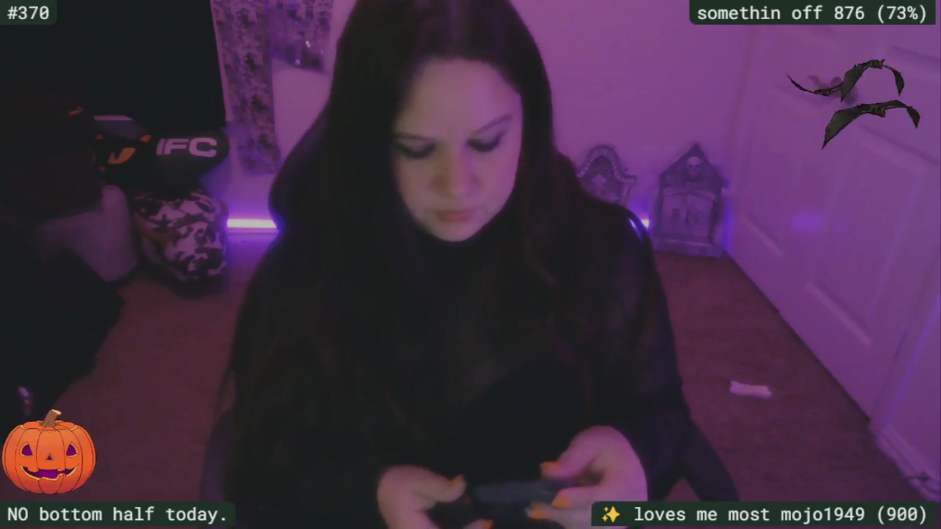 Gallery image thumbnail from SassySarah94's myfreecams stream on, 10/19/2025, 04:05 image 7 of 20