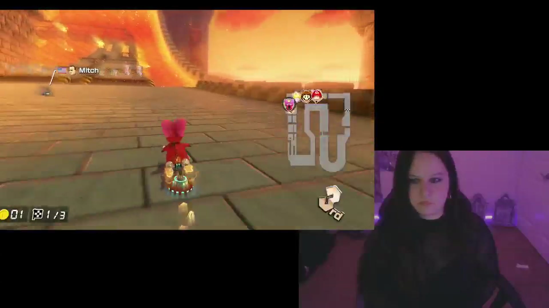 Gallery image thumbnail from SassySarah94's myfreecams stream on, 10/19/2025, 04:05 image 11 of 20
