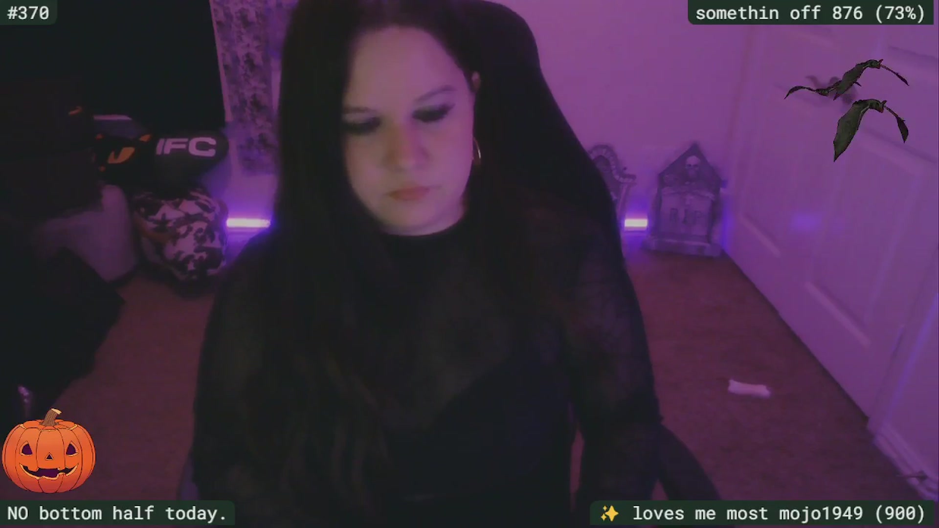 Gallery image thumbnail from SassySarah94's myfreecams stream on, 10/19/2025, 04:05 image 14 of 20