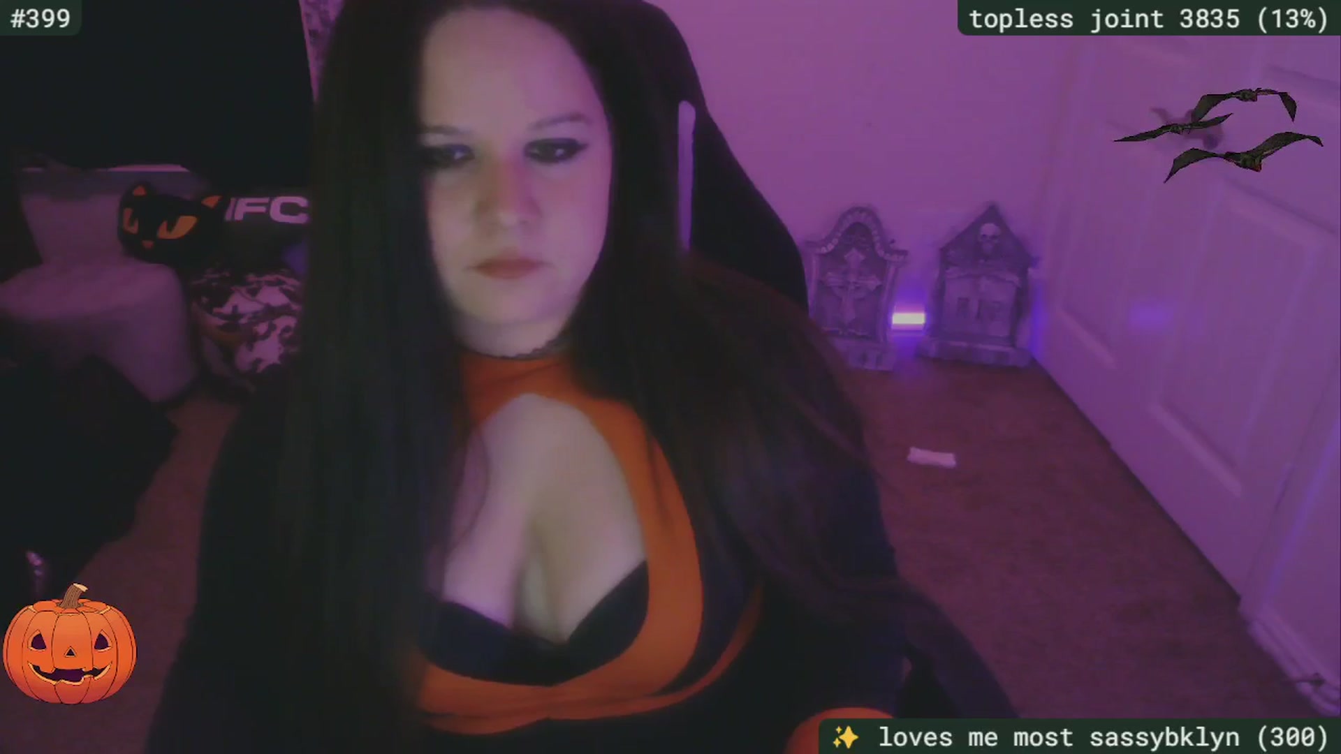Gallery image thumbnail from SassySarah94's myfreecams stream on, 10/22/2025, 03:33 image 17 of 20