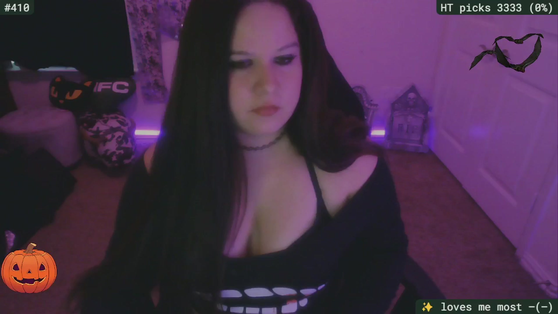 Gallery image thumbnail from SassySarah94's myfreecams stream on, 10/22/2025, 21:38 image 4 of 20