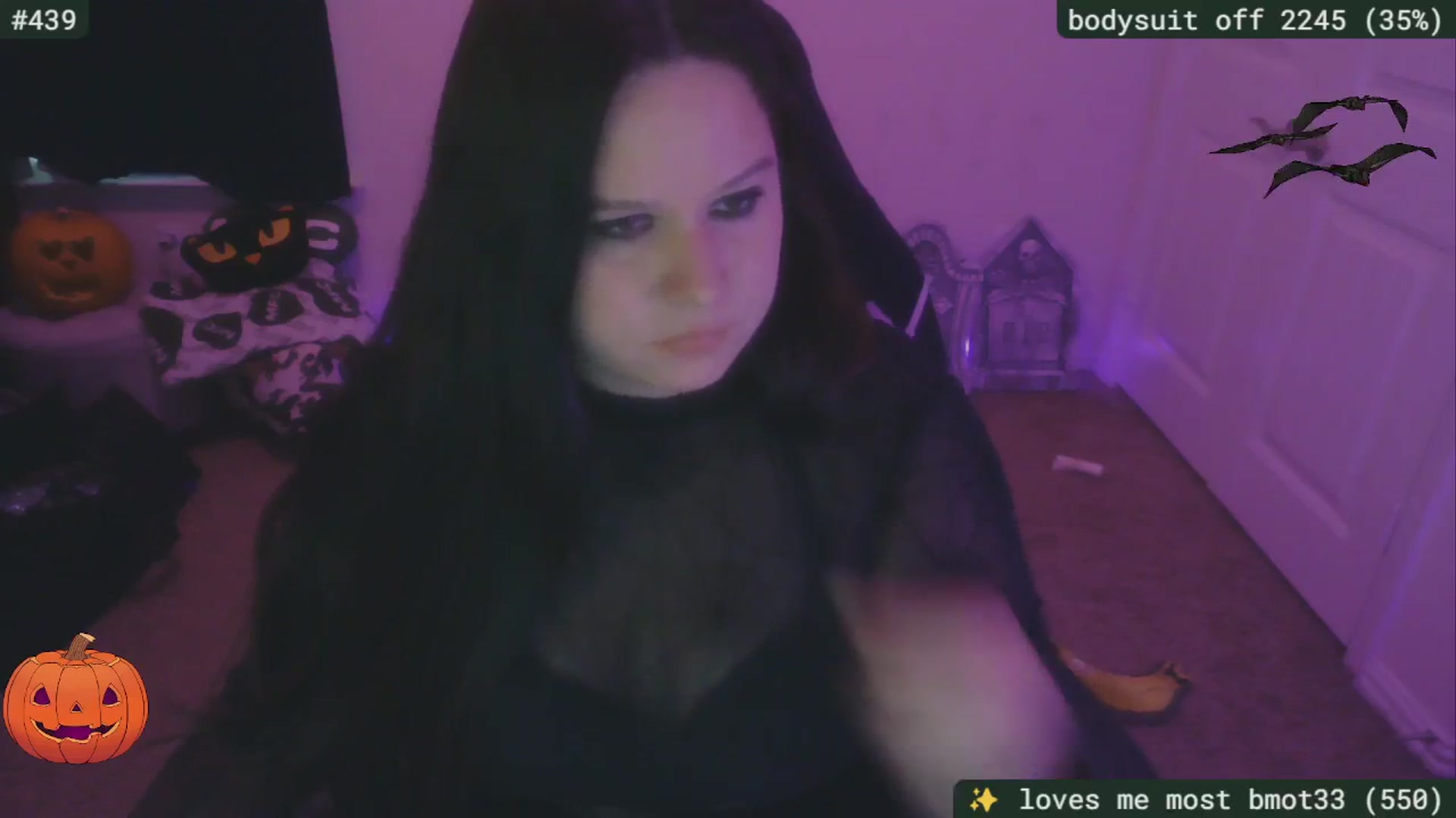 Gallery image thumbnail from SassySarah94's myfreecams stream on, 10/25/2025, 21:49 image 13 of 20