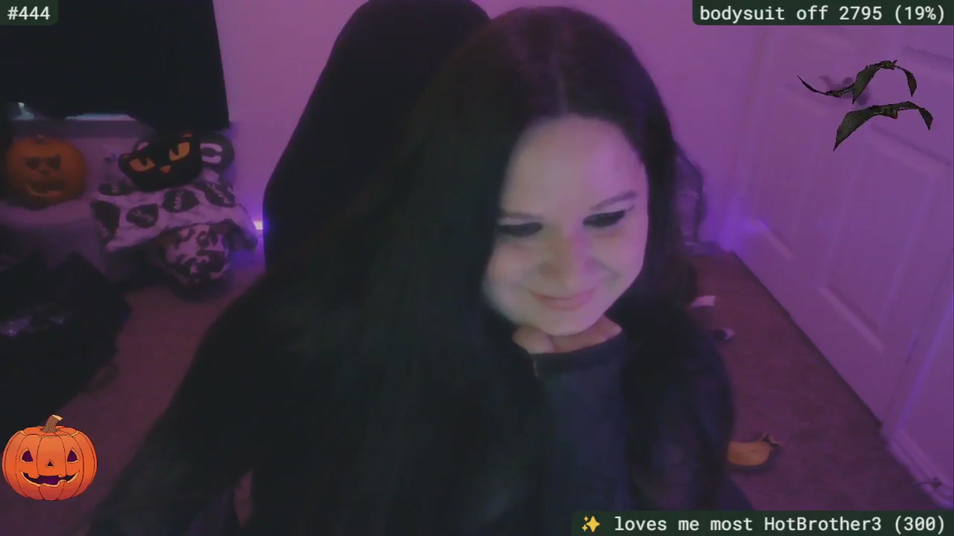 Gallery image thumbnail from SassySarah94's myfreecams stream on, 10/25/2025, 21:49 image 12 of 20