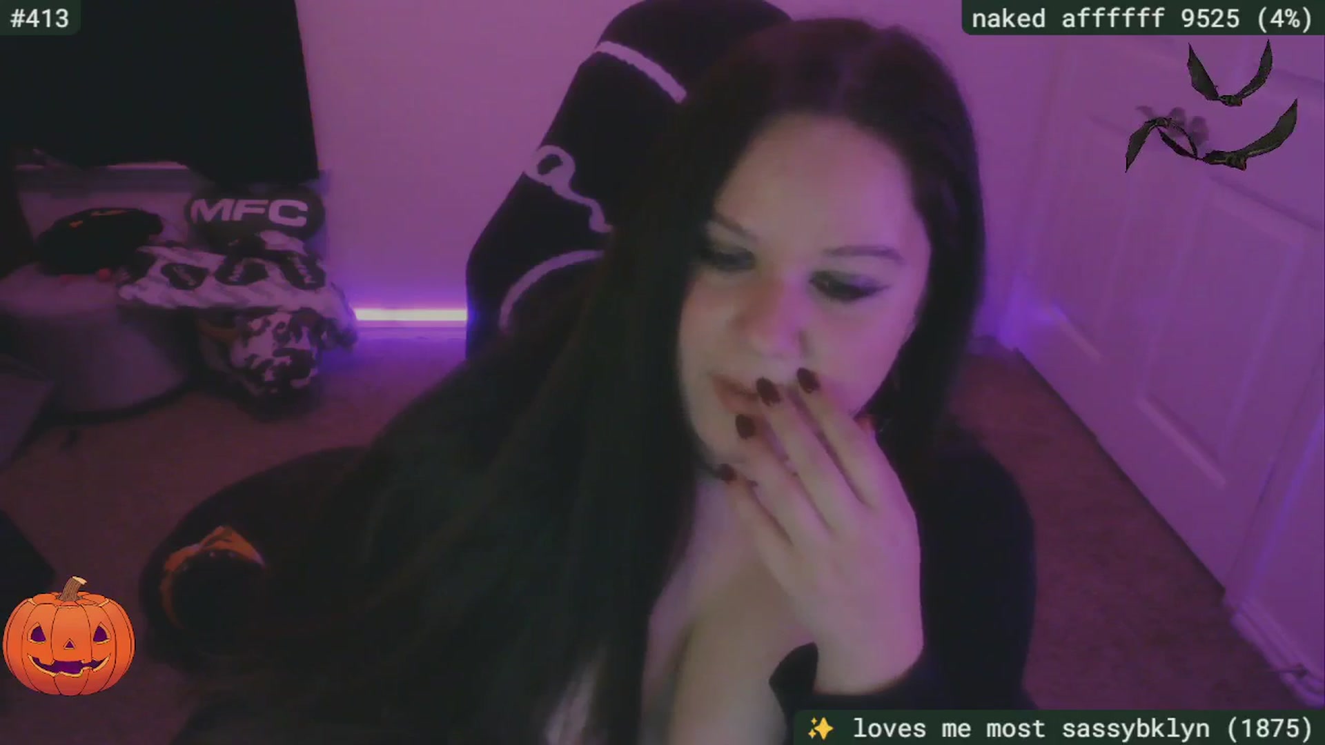 Gallery image thumbnail from SassySarah94's myfreecams stream on, 10/31/2025, 03:24 image 15 of 20