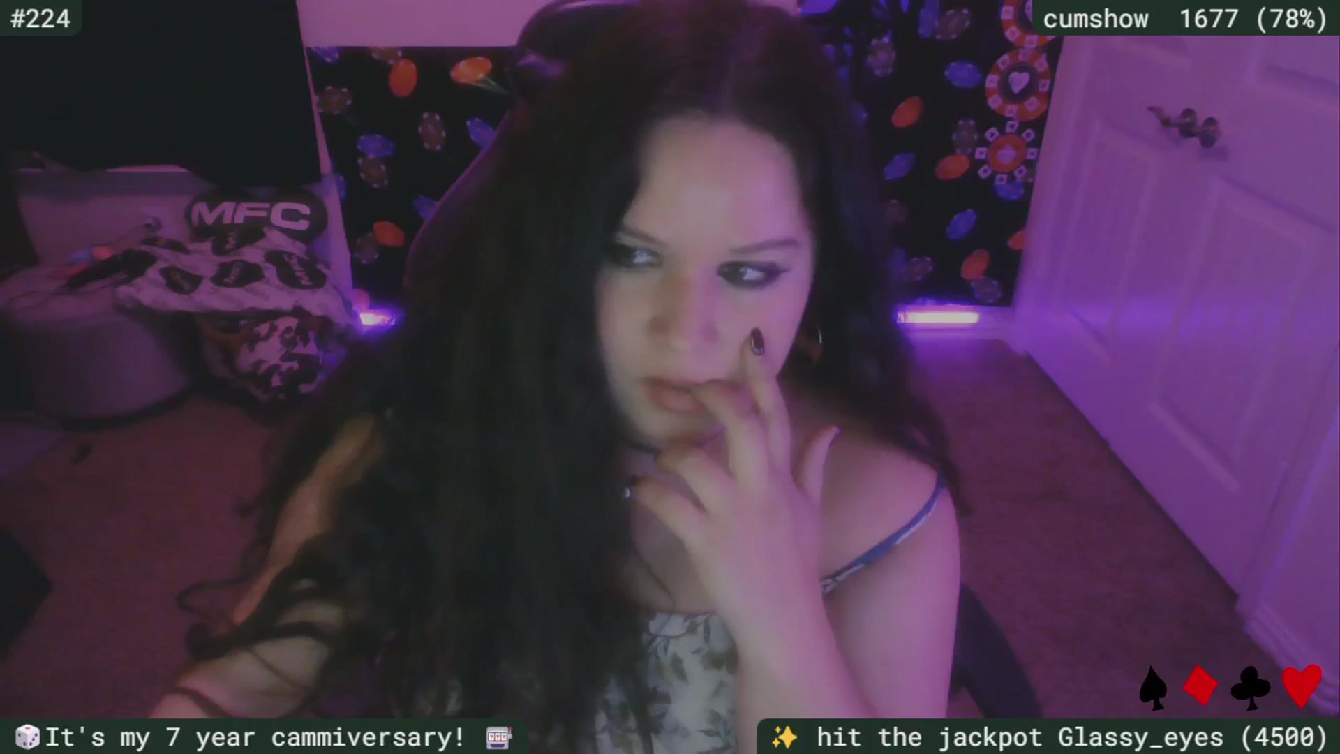 Gallery image thumbnail from SassySarah94's myfreecams stream on, 11/06/2025, 01:38 image 20 of 20