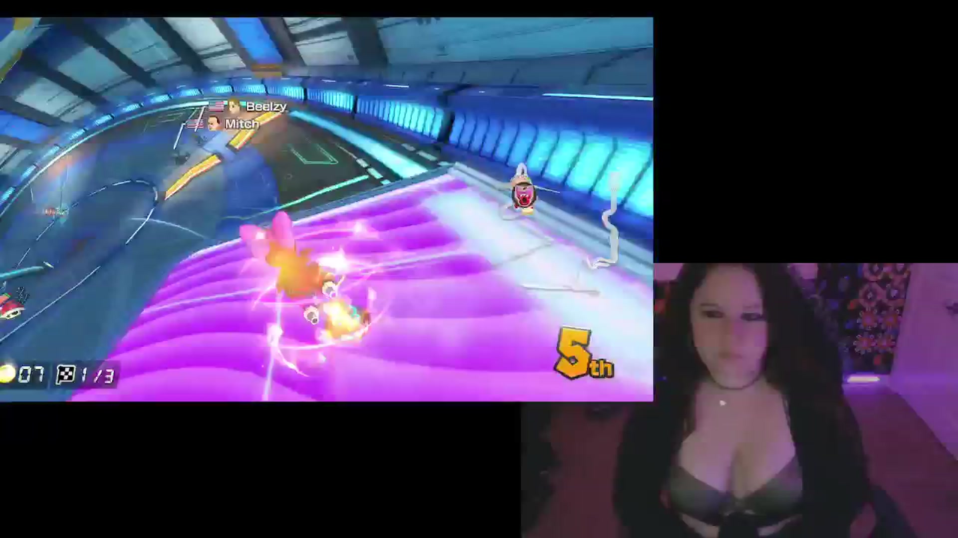 Gallery image thumbnail from SassySarah94's myfreecams stream on, 11/12/2025, 04:52 image 13 of 20