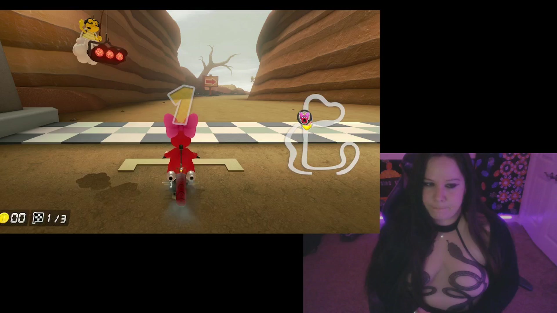Gallery image thumbnail from SassySarah94's myfreecams stream on, 11/17/2025, 03:36 image 15 of 20