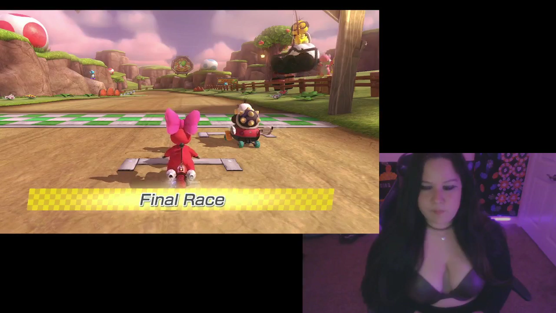 Gallery image thumbnail from SassySarah94's myfreecams stream on, 11/18/2025, 21:14 image 18 of 20