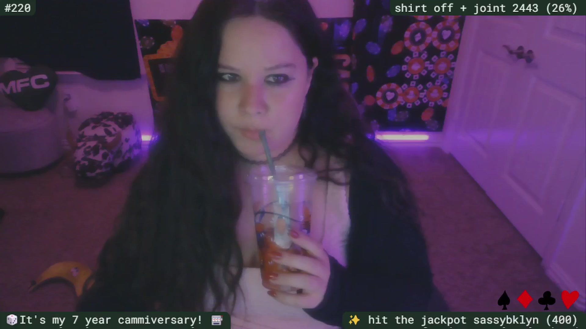Gallery image thumbnail from SassySarah94's myfreecams stream on, 11/20/2025, 04:02 image 16 of 20