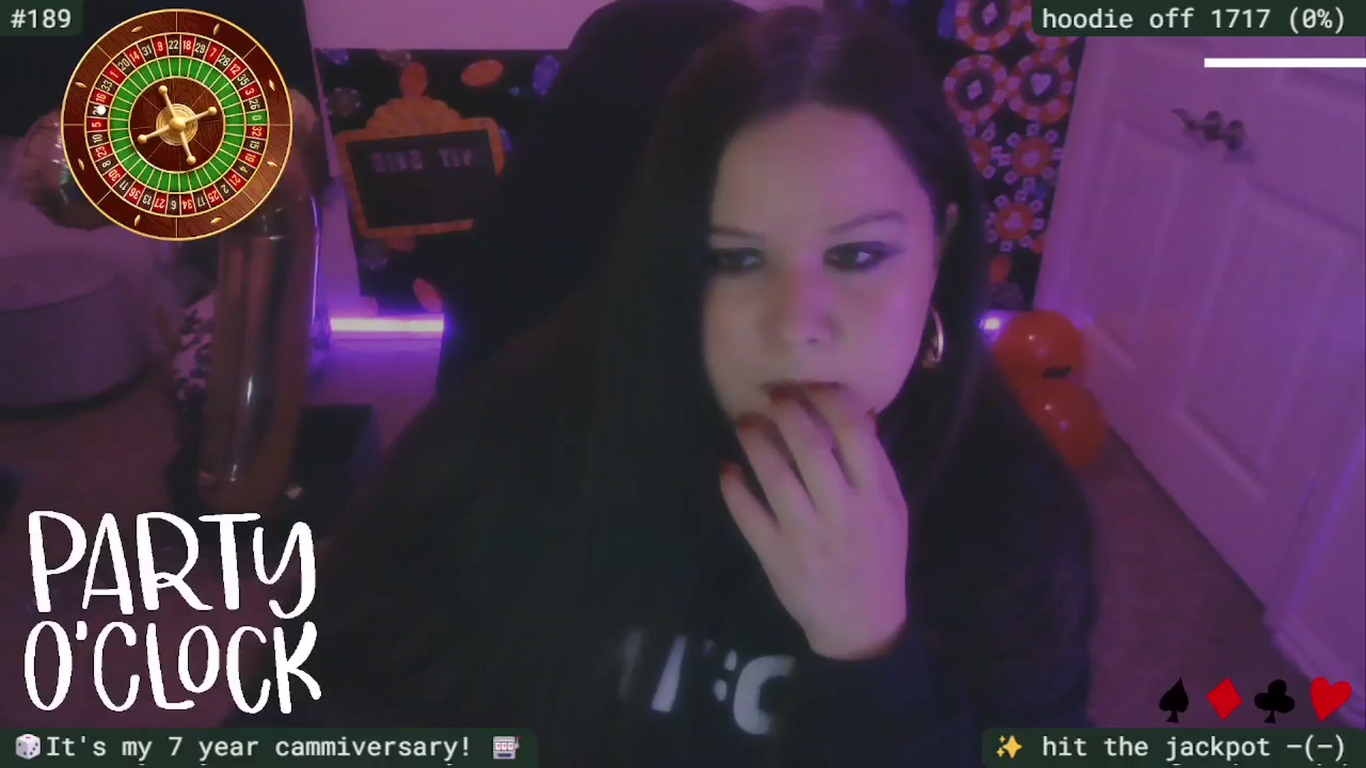 Gallery image thumbnail from SassySarah94's myfreecams stream on, 11/22/2025, 04:32 image 1 of 20