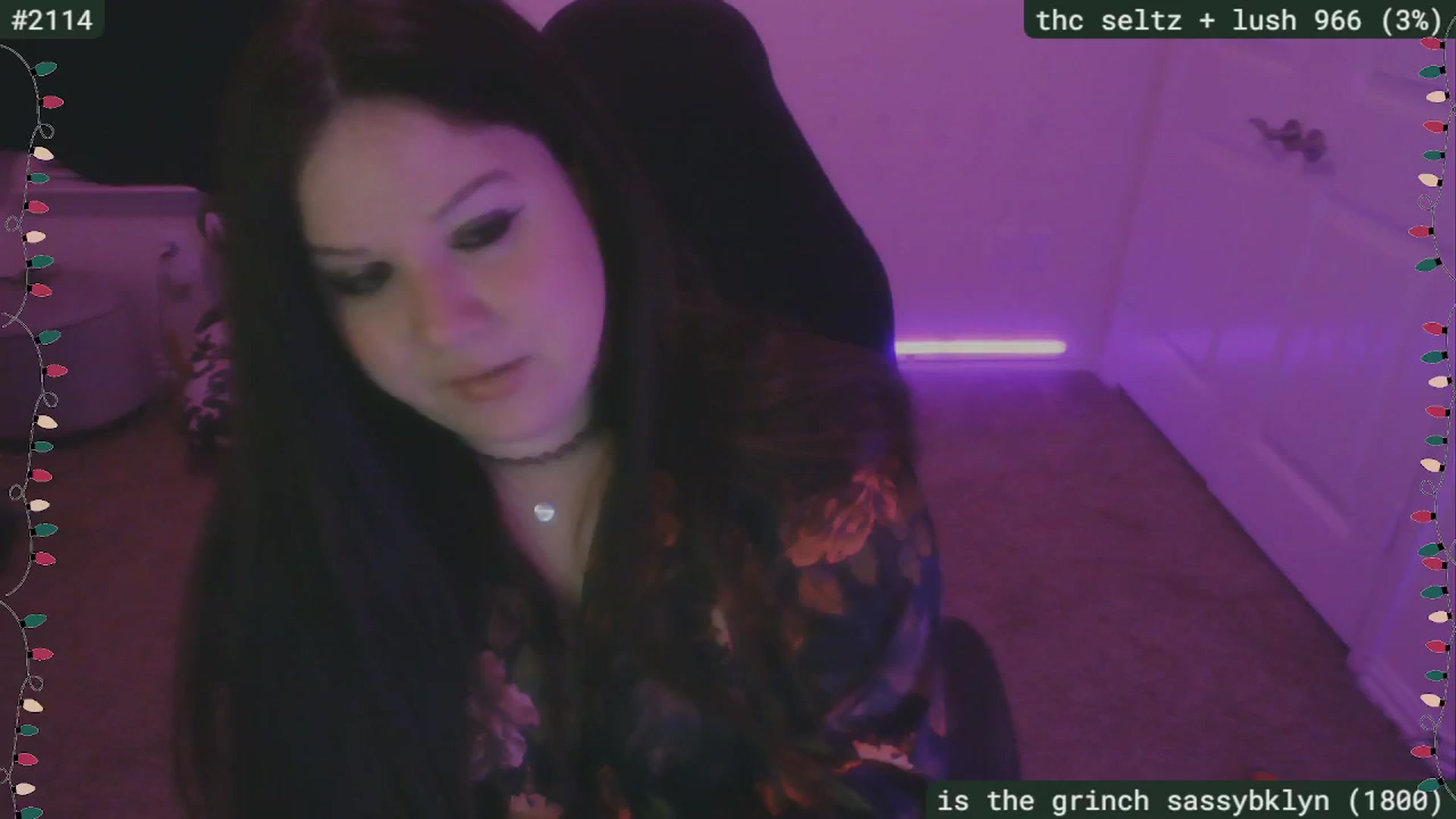 Gallery image thumbnail from SassySarah94's myfreecams stream on, 12/04/2025, 03:05 image 7 of 20