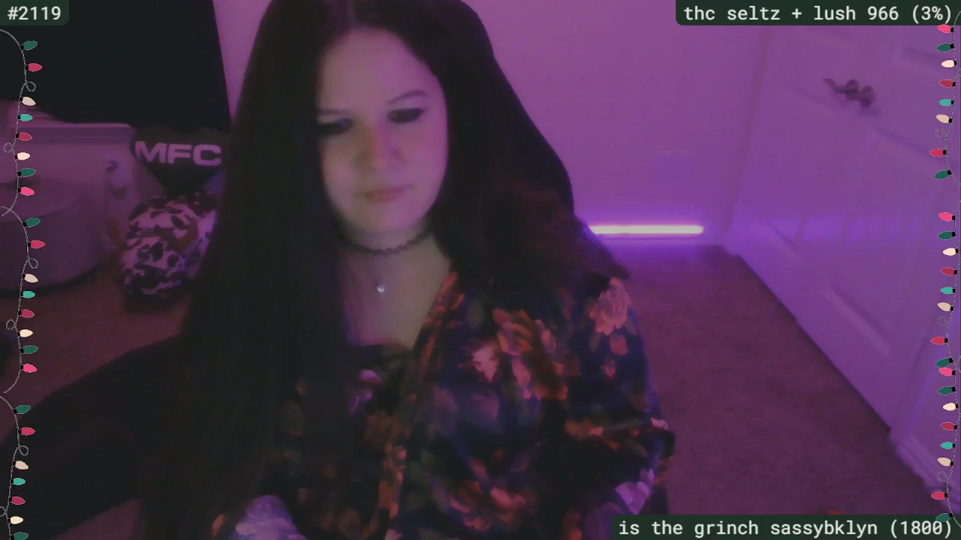 Gallery image thumbnail from SassySarah94's myfreecams stream on, 12/04/2025, 03:05 image 11 of 20