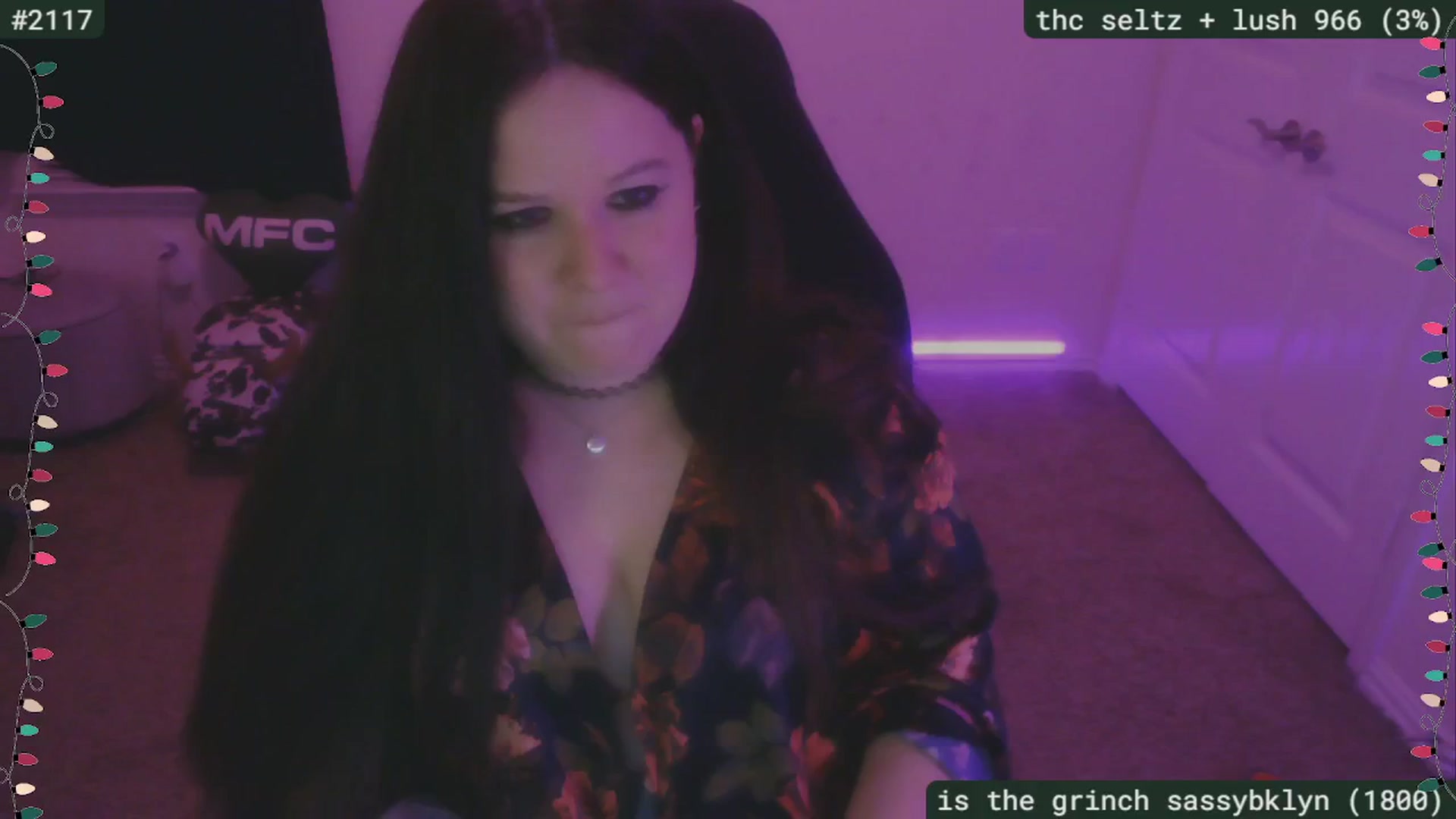Gallery image thumbnail from SassySarah94's myfreecams stream on, 12/04/2025, 03:05 image 9 of 20