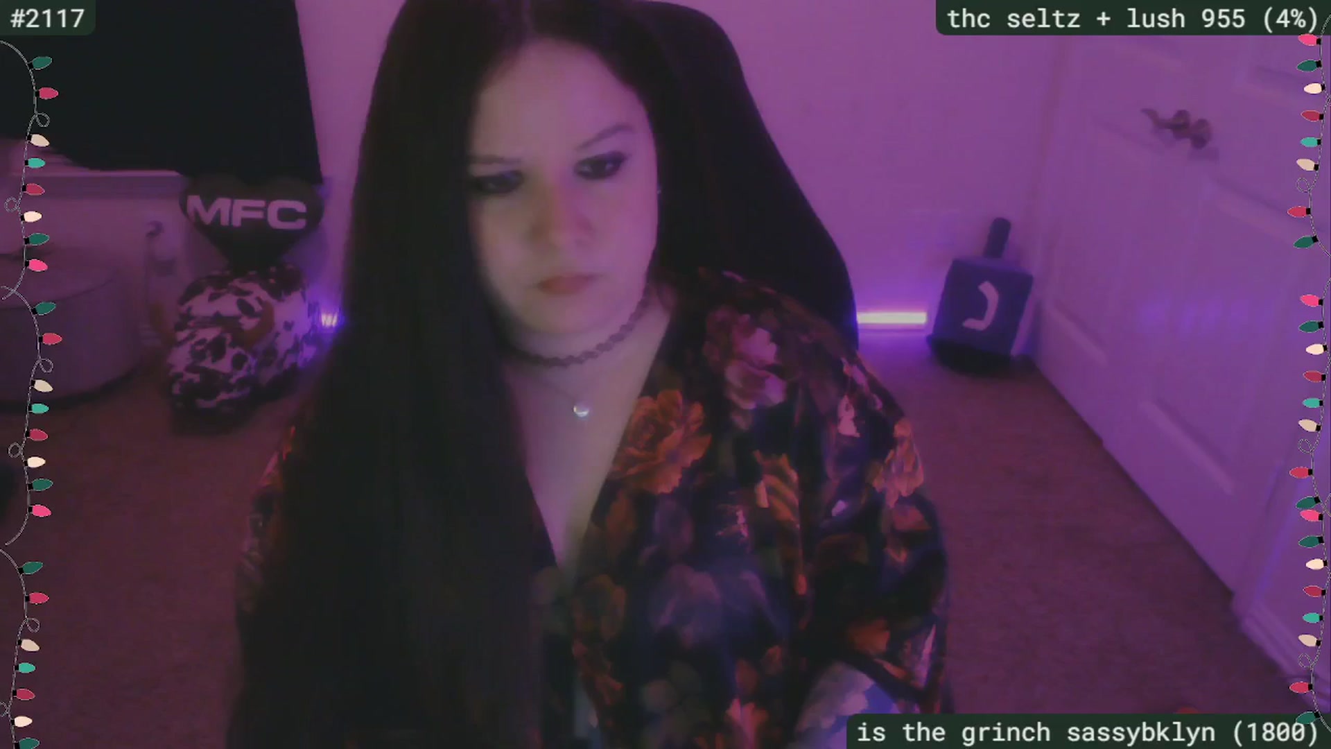 Gallery image thumbnail from SassySarah94's myfreecams stream on, 12/04/2025, 03:05 image 19 of 20
