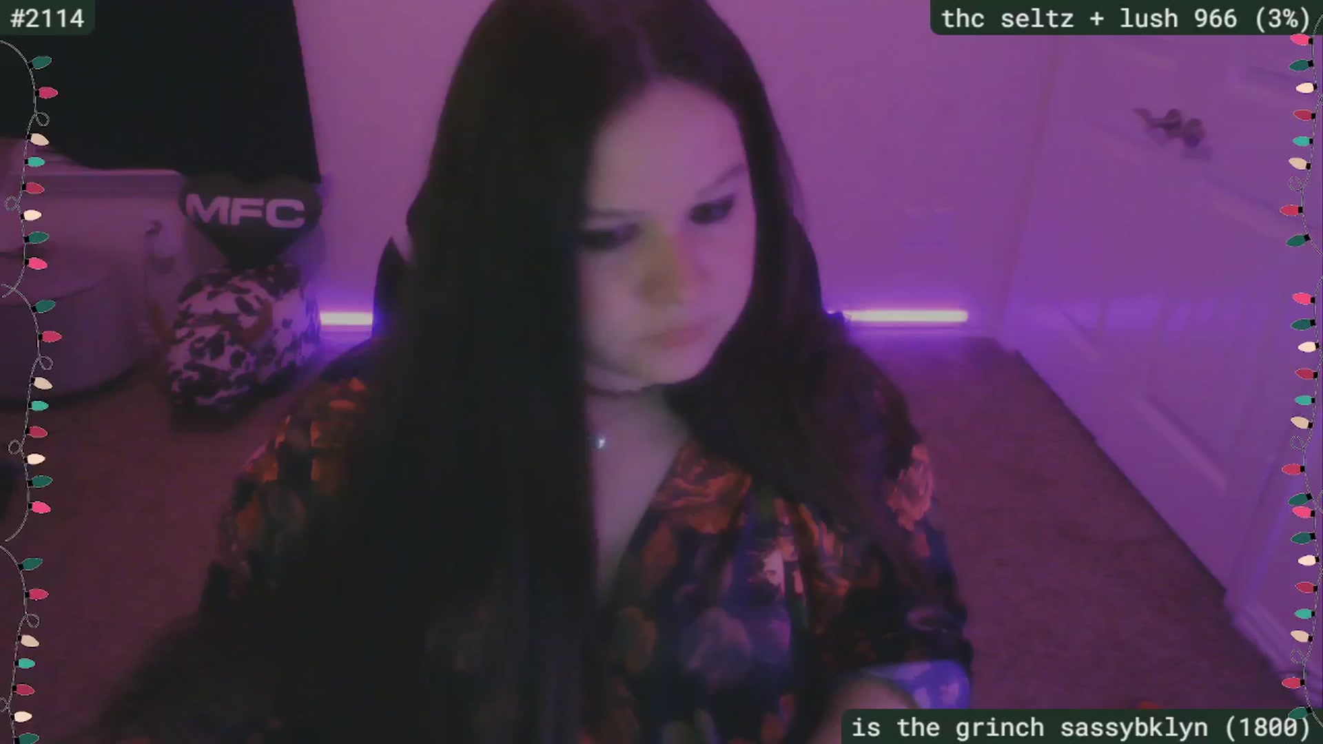 Gallery image thumbnail from SassySarah94's myfreecams stream on, 12/04/2025, 03:05 image 8 of 20