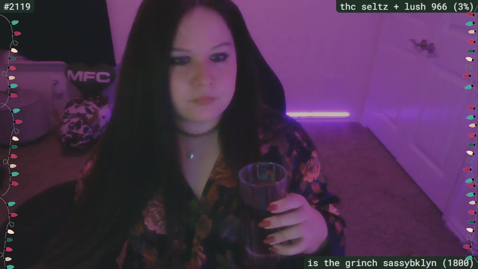 Gallery image thumbnail from SassySarah94's myfreecams stream on, 12/04/2025, 03:05 image 12 of 20