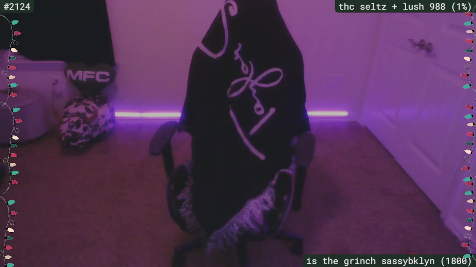 Gallery image thumbnail from SassySarah94's myfreecams stream on, 12/04/2025, 03:05 image 5 of 20