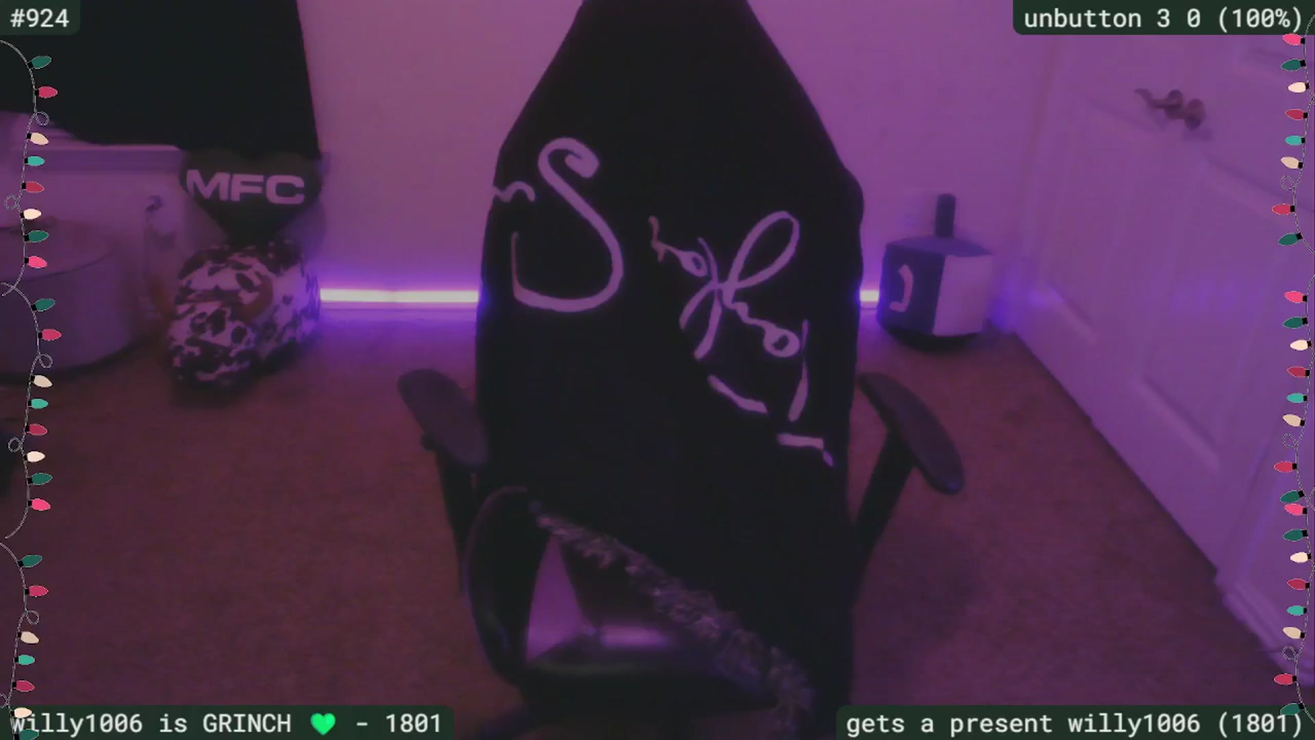 Gallery image thumbnail from SassySarah94's myfreecams stream on, 12/05/2025, 04:40 image 10 of 20