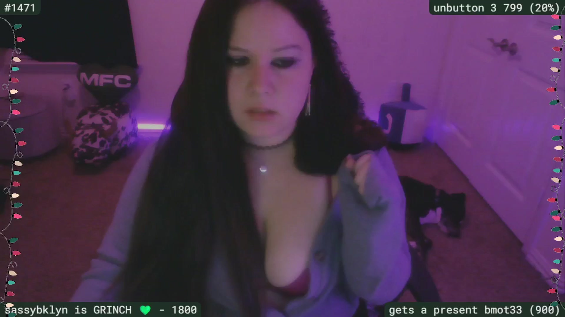 Gallery image thumbnail from SassySarah94's myfreecams stream on, 12/05/2025, 04:40 image 8 of 20