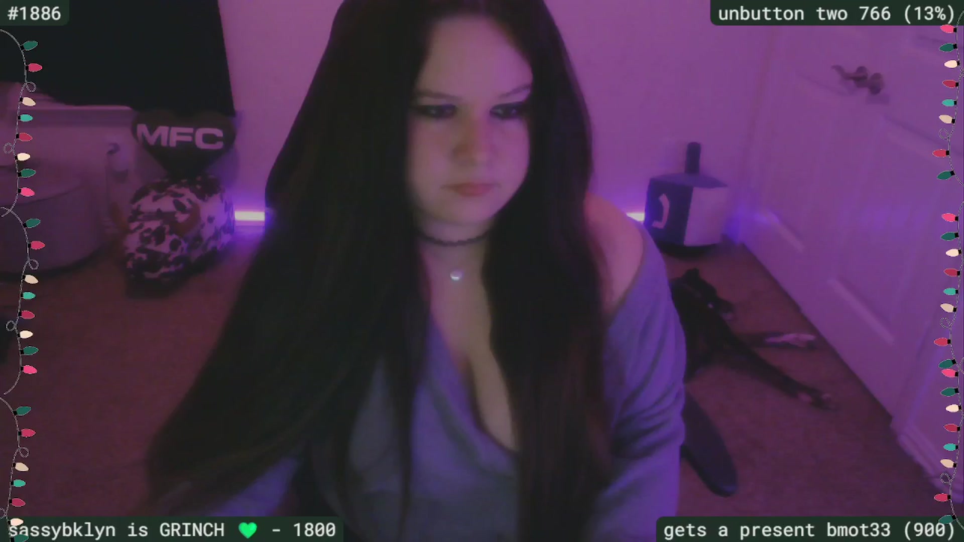 Gallery image thumbnail from SassySarah94's myfreecams stream on, 12/05/2025, 04:40 image 5 of 20