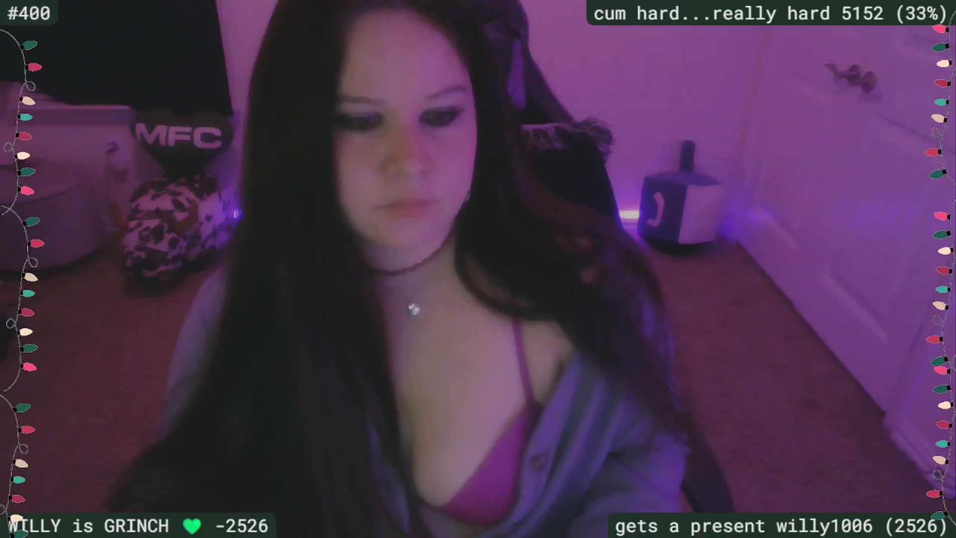 Gallery image thumbnail from SassySarah94's myfreecams stream on, 12/05/2025, 04:40 image 13 of 20