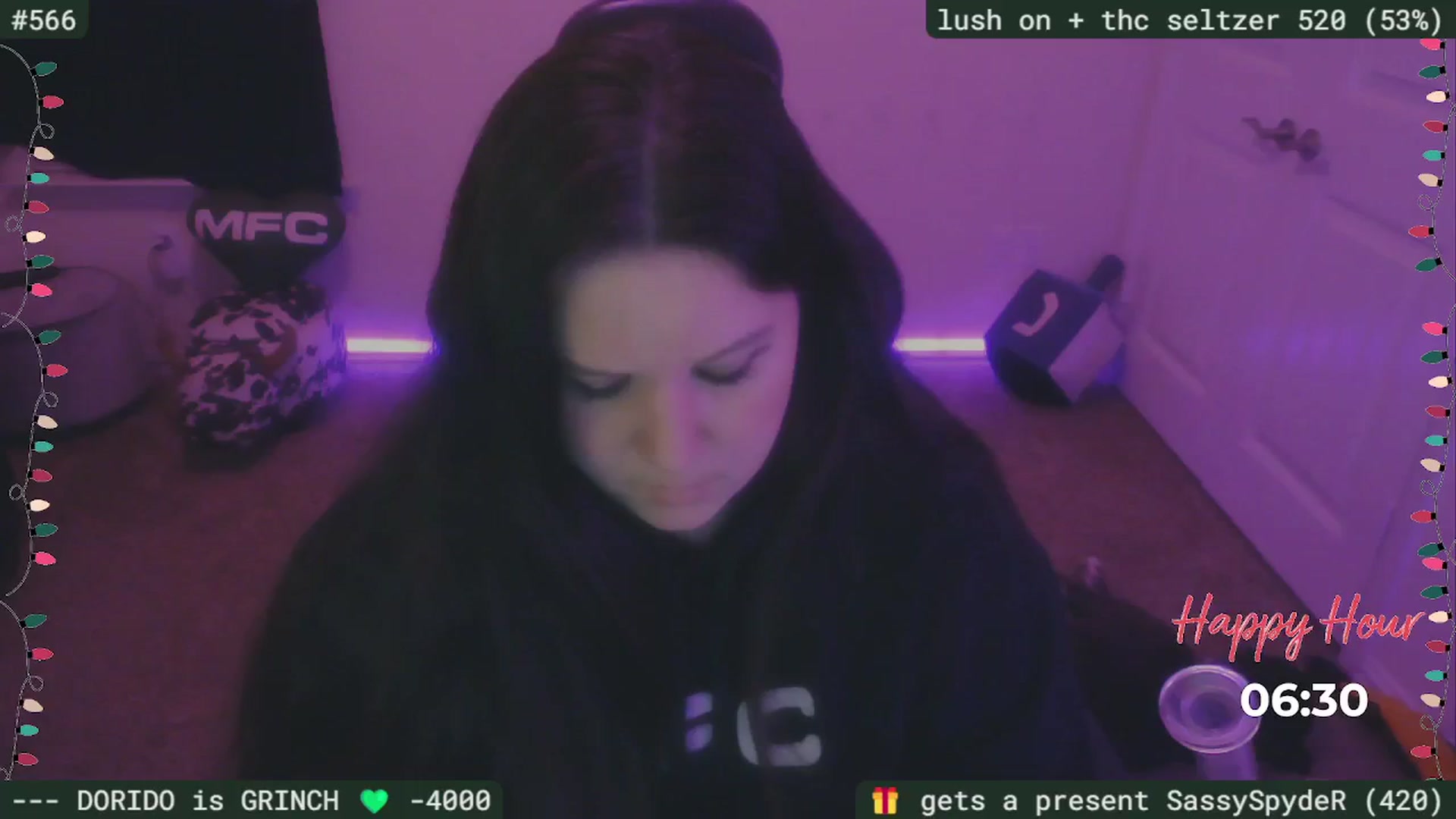 Gallery image thumbnail from SassySarah94's myfreecams stream on, 12/24/2025, 04:35 image 15 of 20