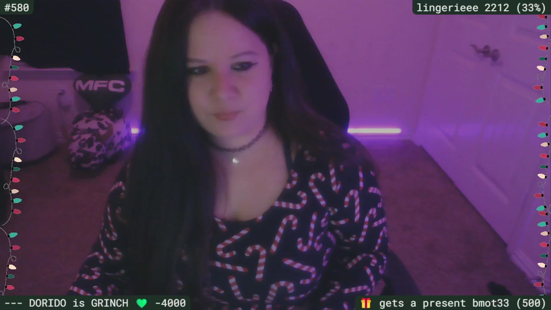 Gallery image thumbnail from SassySarah94's myfreecams stream on, 12/25/2025, 04:47 image 12 of 20