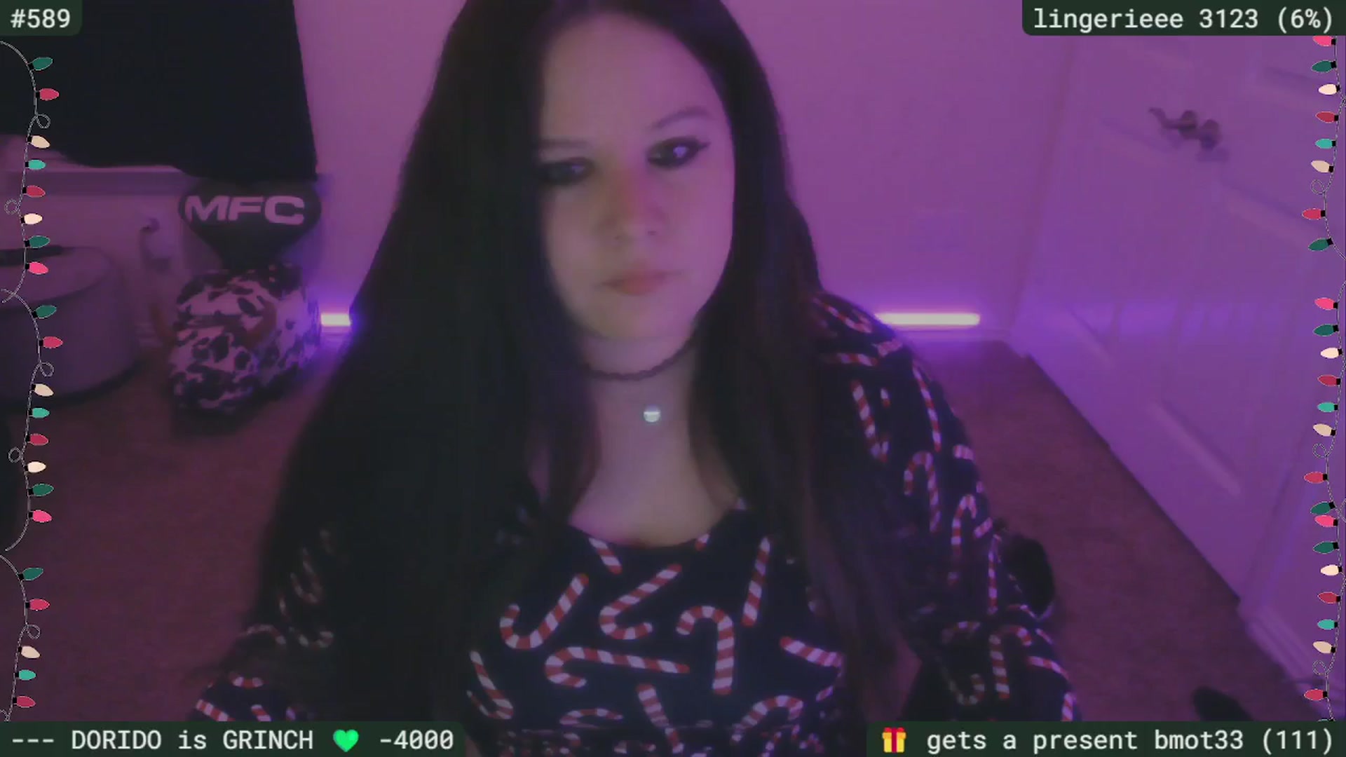 Gallery image thumbnail from SassySarah94's myfreecams stream on, 12/25/2025, 04:47 image 3 of 20