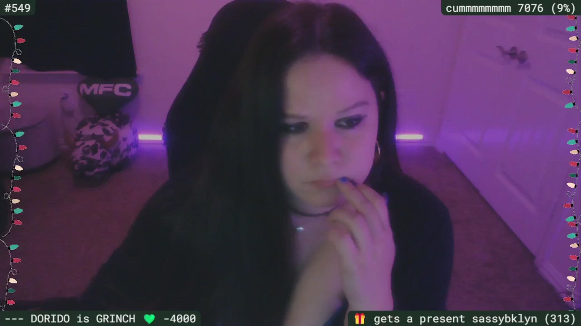Gallery image thumbnail from SassySarah94's myfreecams stream on, 12/28/2025, 03:34 image 19 of 20