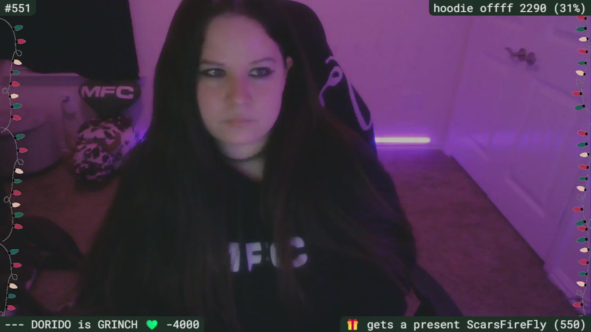 Gallery image thumbnail from SassySarah94's myfreecams stream on, 12/29/2025, 03:56 image 17 of 20