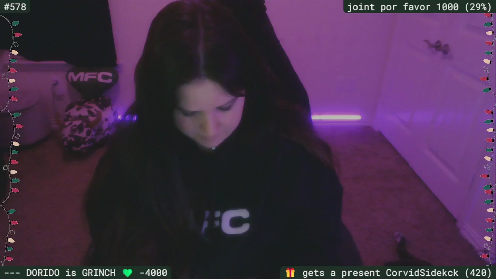 Gallery image thumbnail from SassySarah94's myfreecams stream on, 12/29/2025, 03:56 image 2 of 20