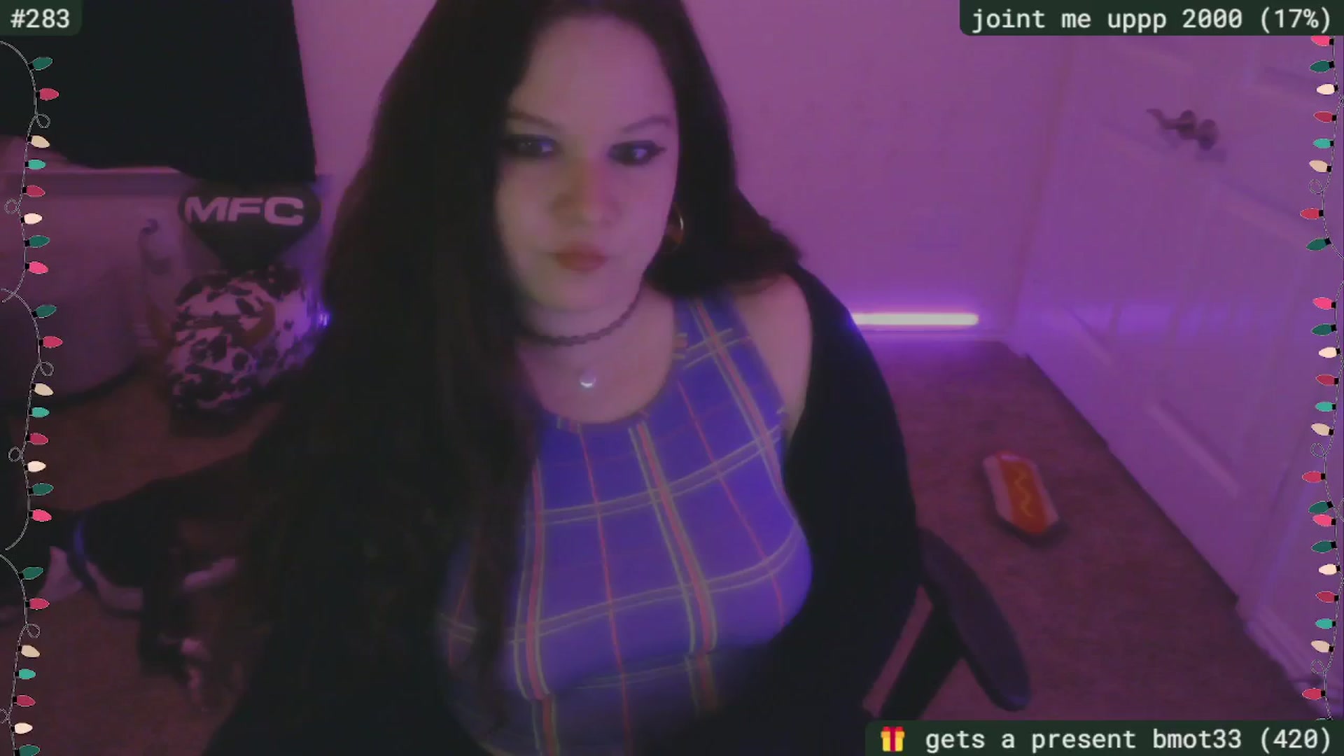 Gallery image thumbnail from SassySarah94's myfreecams stream on, 01/03/2026, 03:42 image 9 of 20
