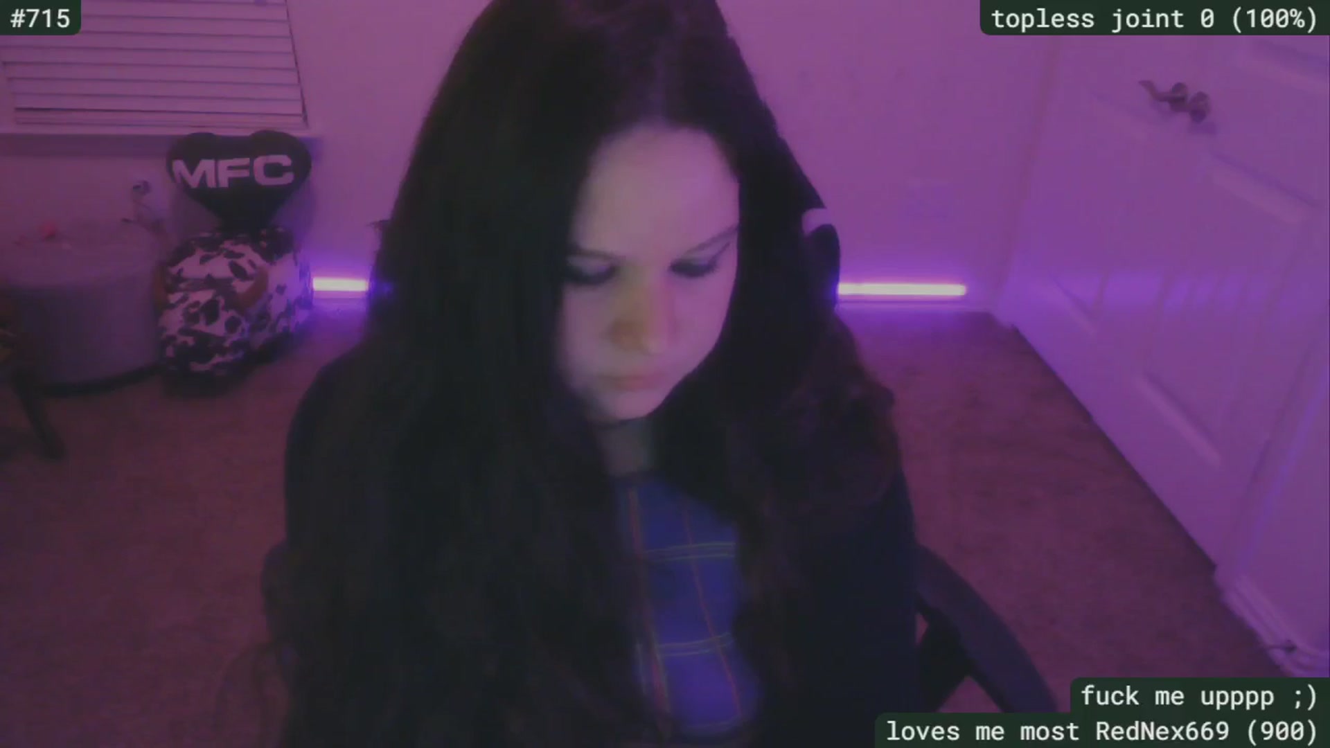 Gallery image thumbnail from SassySarah94's myfreecams stream on, 01/08/2026, 04:51 image 10 of 20