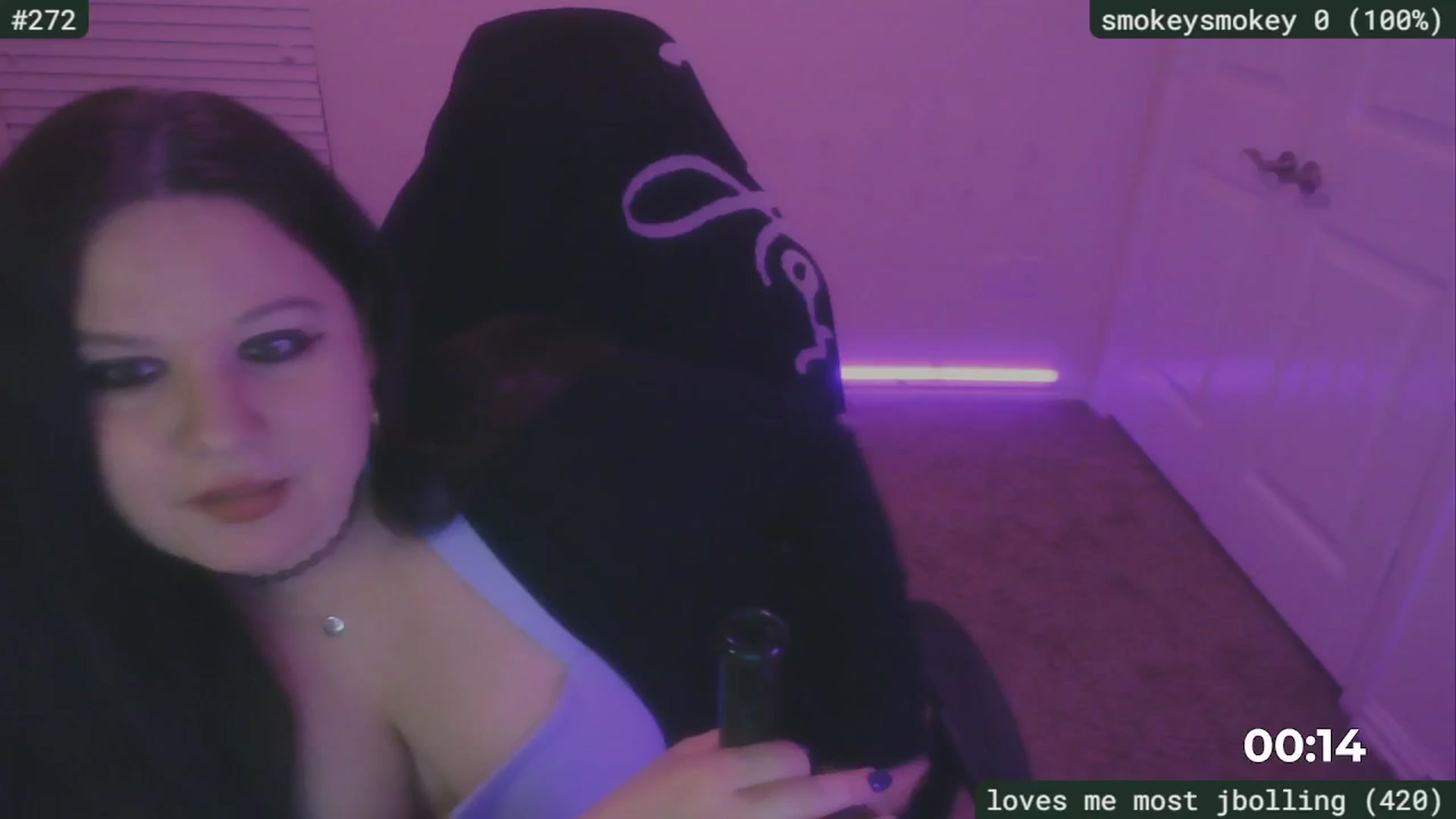 Gallery image thumbnail from SassySarah94's myfreecams stream on, 01/13/2026, 03:19 image 10 of 20