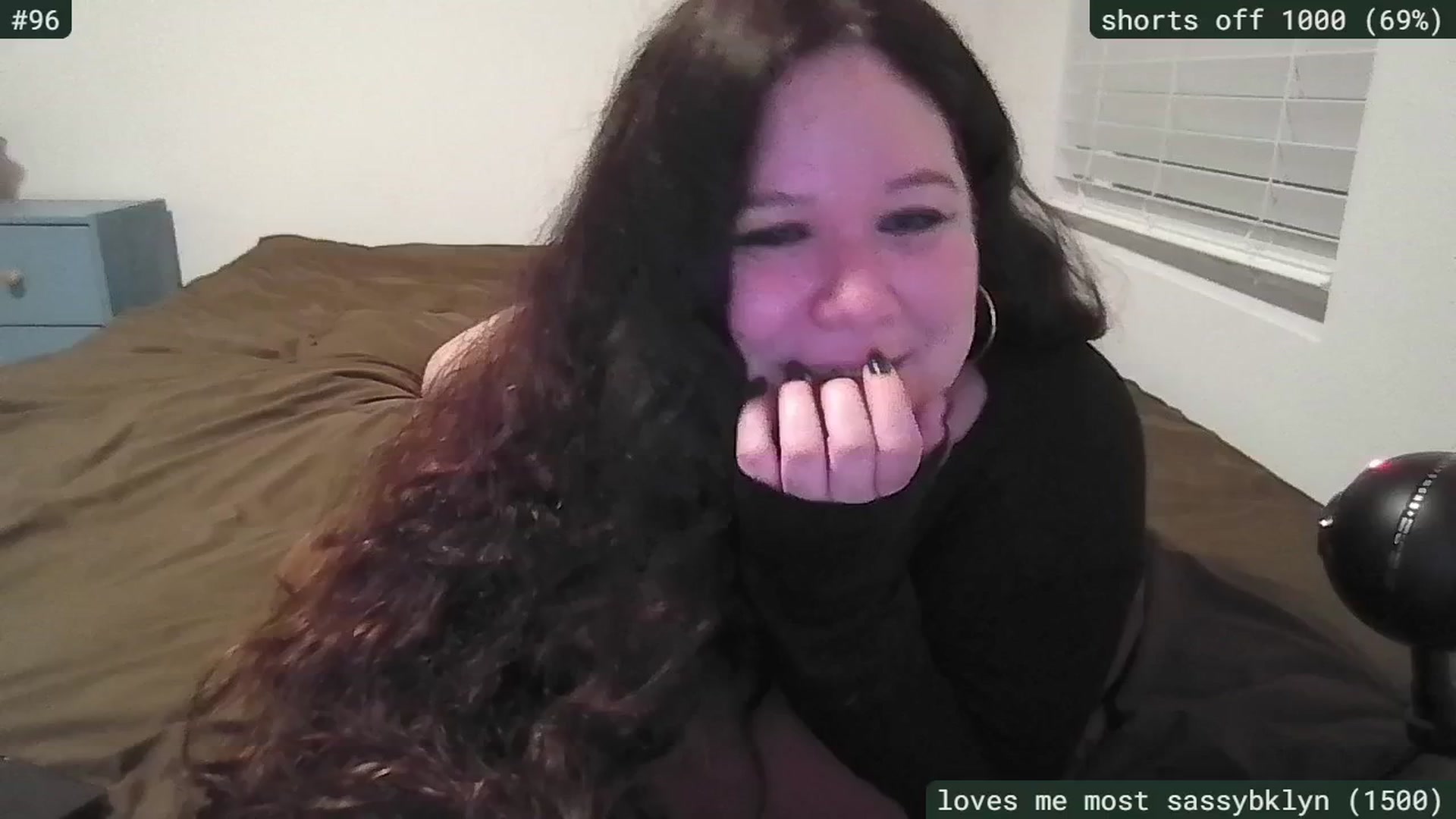 Gallery image thumbnail from SassySarah94's myfreecams stream on, 03/09/2026, 03:30 image 10 of 20