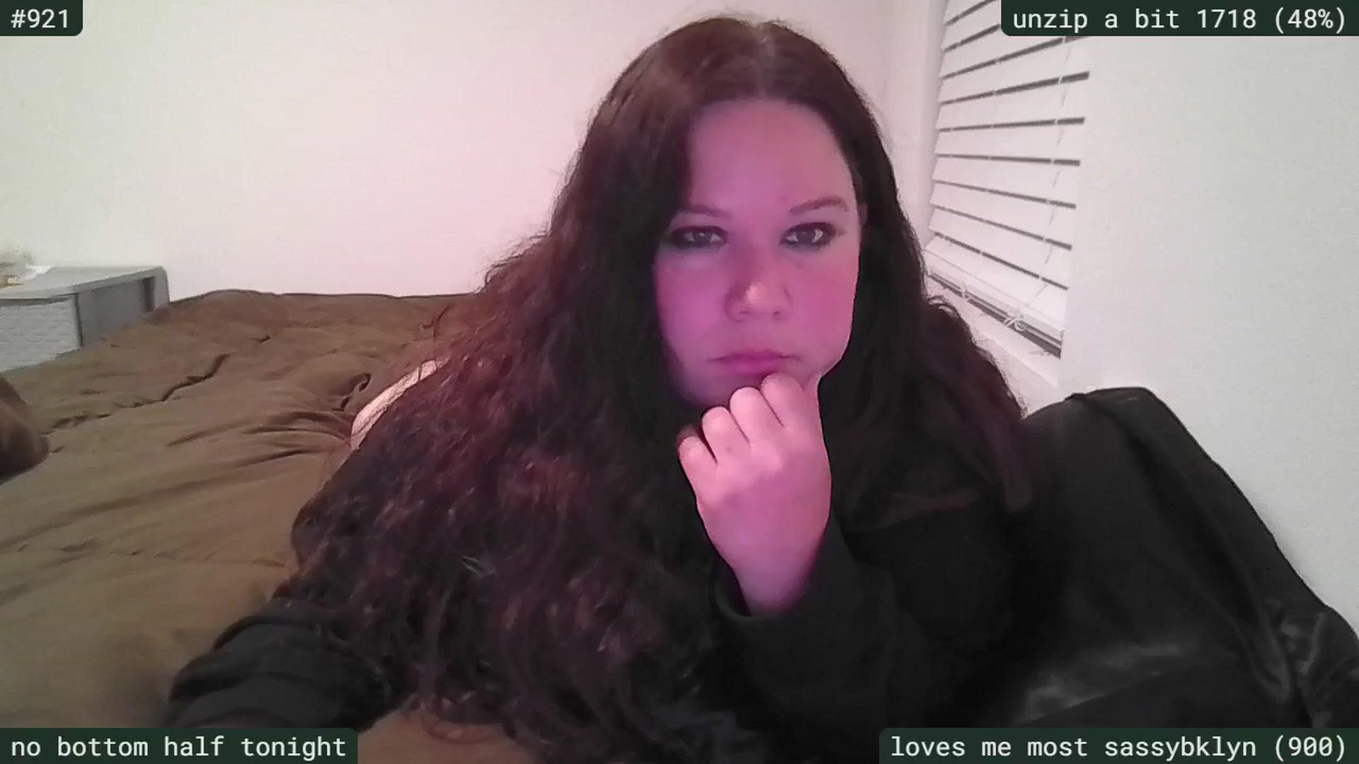 Gallery image thumbnail from SassySarah94's myfreecams stream on, 04/24/2026, 03:29 image 12 of 20